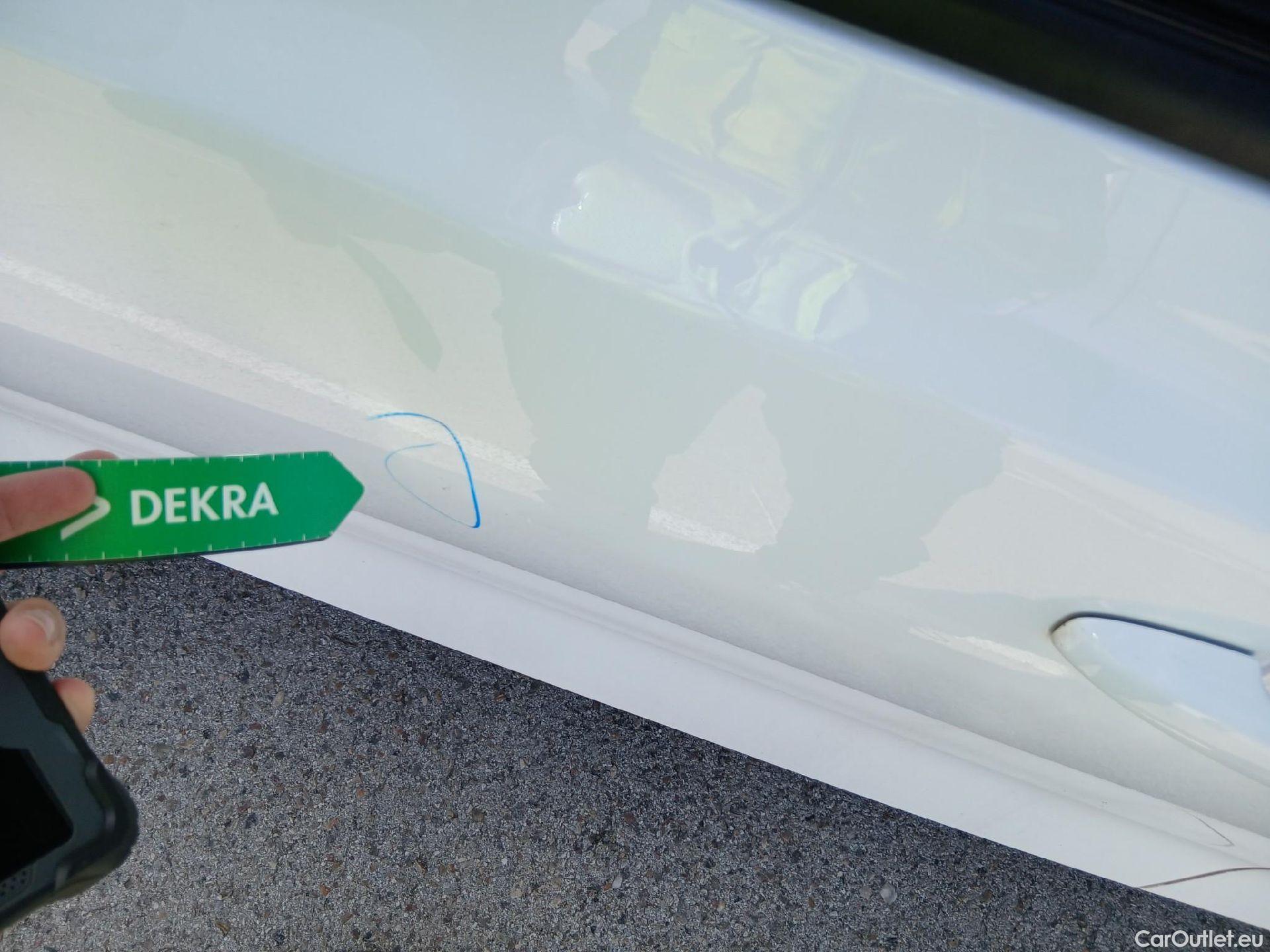  Ford  Focus FORD  / 2018 / 5P / berlina con portón 1.0 Ecoboost MHEV 92kW ST-Line #15