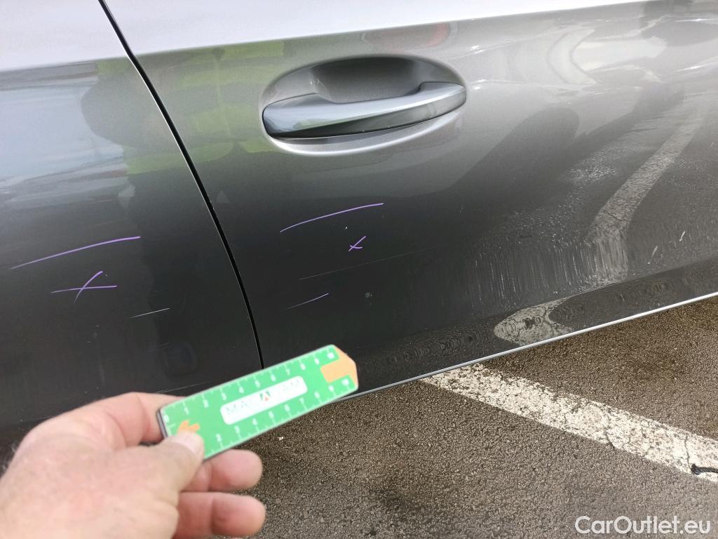  Mercedes  A-Klasse MERCEDES-BENZ Clase A / 2018 / 4P / sedán Sedán A 250 e #3