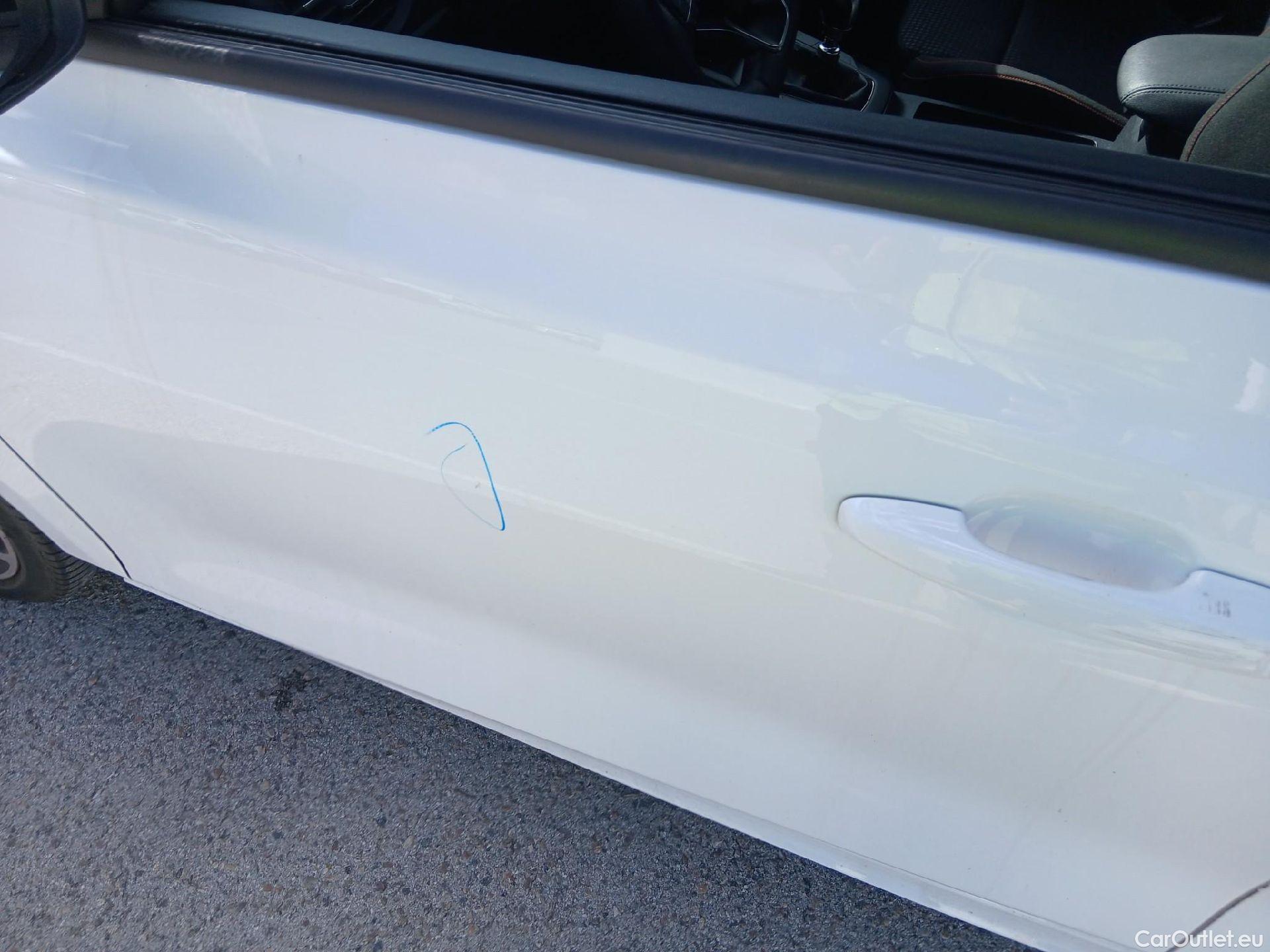  Ford  Focus FORD  / 2018 / 5P / berlina con portón 1.0 Ecoboost MHEV 92kW ST-Line #14