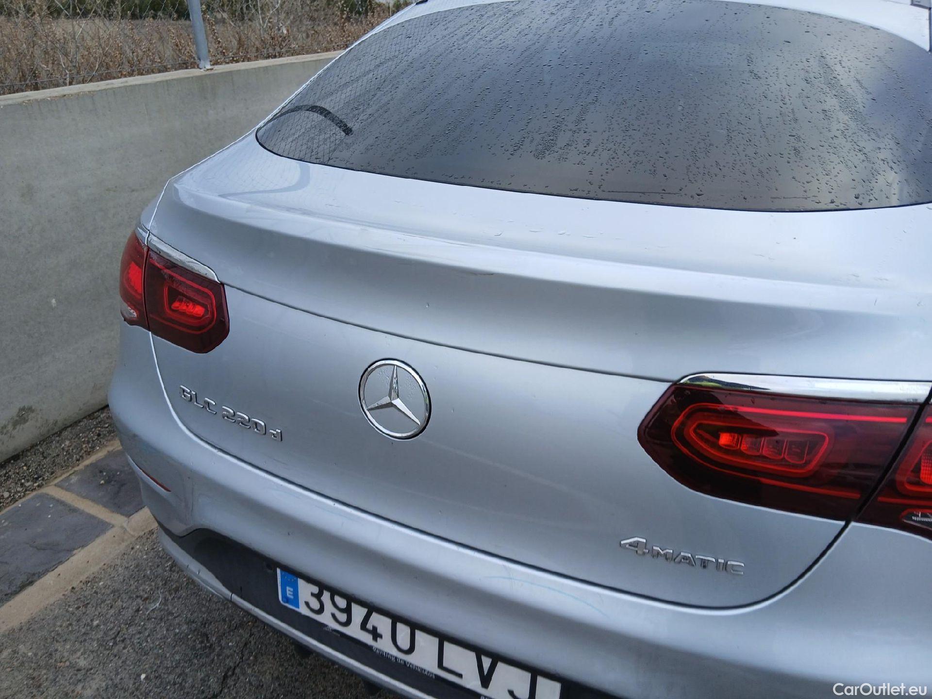  Mercedes  G-Klasee MERCEDES-BENZ GLC Coupé / 2019 / 5P / coupé GLC 220 d 4MATIC #26