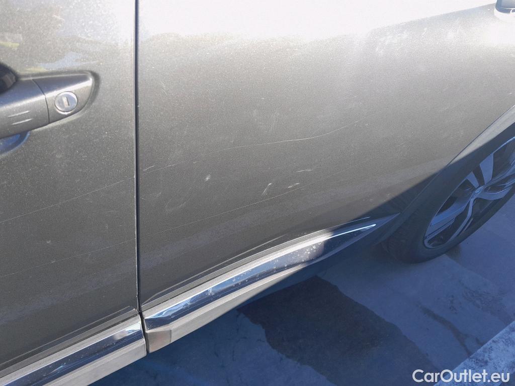  Peugeot  3008 PEUGEOT  Hybrid / 2016 / 5P / todoterreno 225 e-EAT8 Allure #13