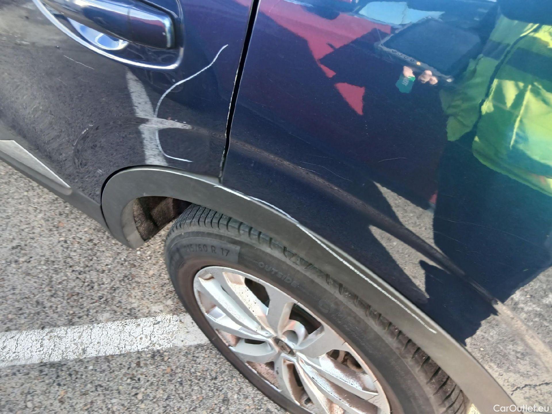  Renault  Kadjar RENAULT  / 2019 / 5P / crossover Intens Blue dCi 85kW (115CV) #14