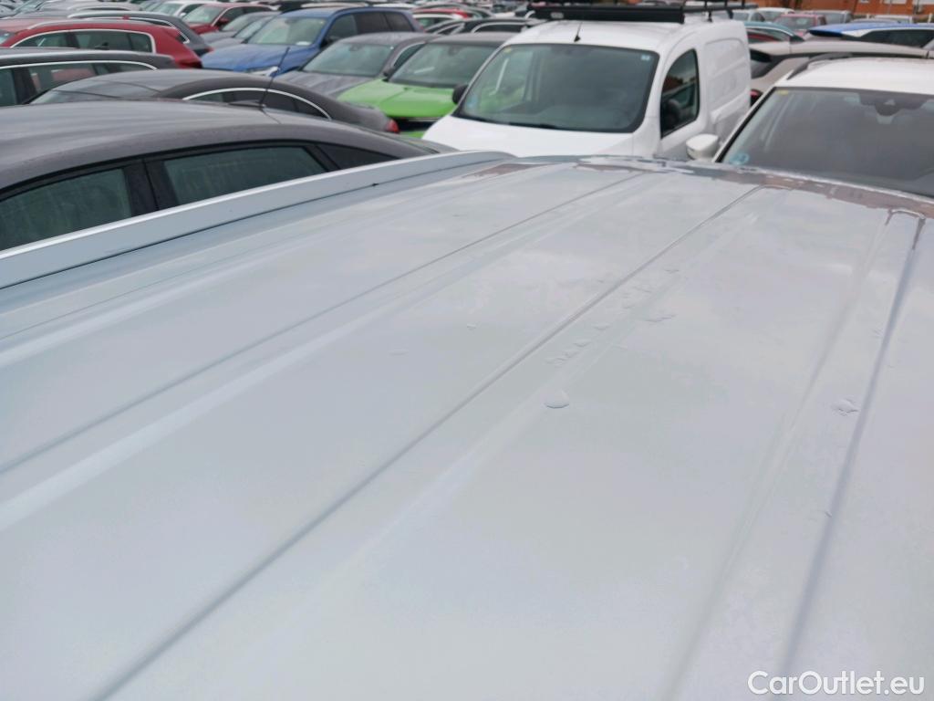  Mercedes  G-Klasee MERCEDES-BENZ Clase GLC / 2019 / 5P / todoterreno GLC 300 de 4MATIC #3