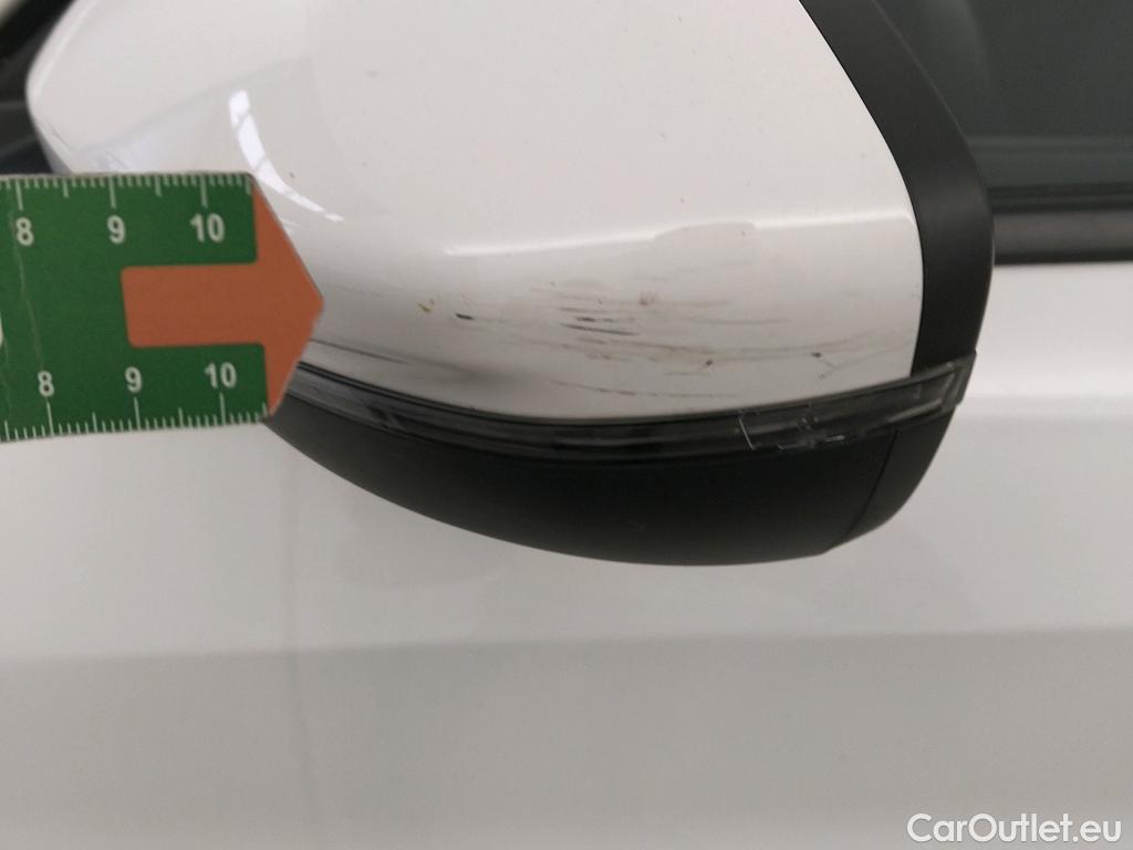  Peugeot  208 PEUGEOT  / 2019 / 5P / berlina con portón PureTech 55kW (75CV) Active #8