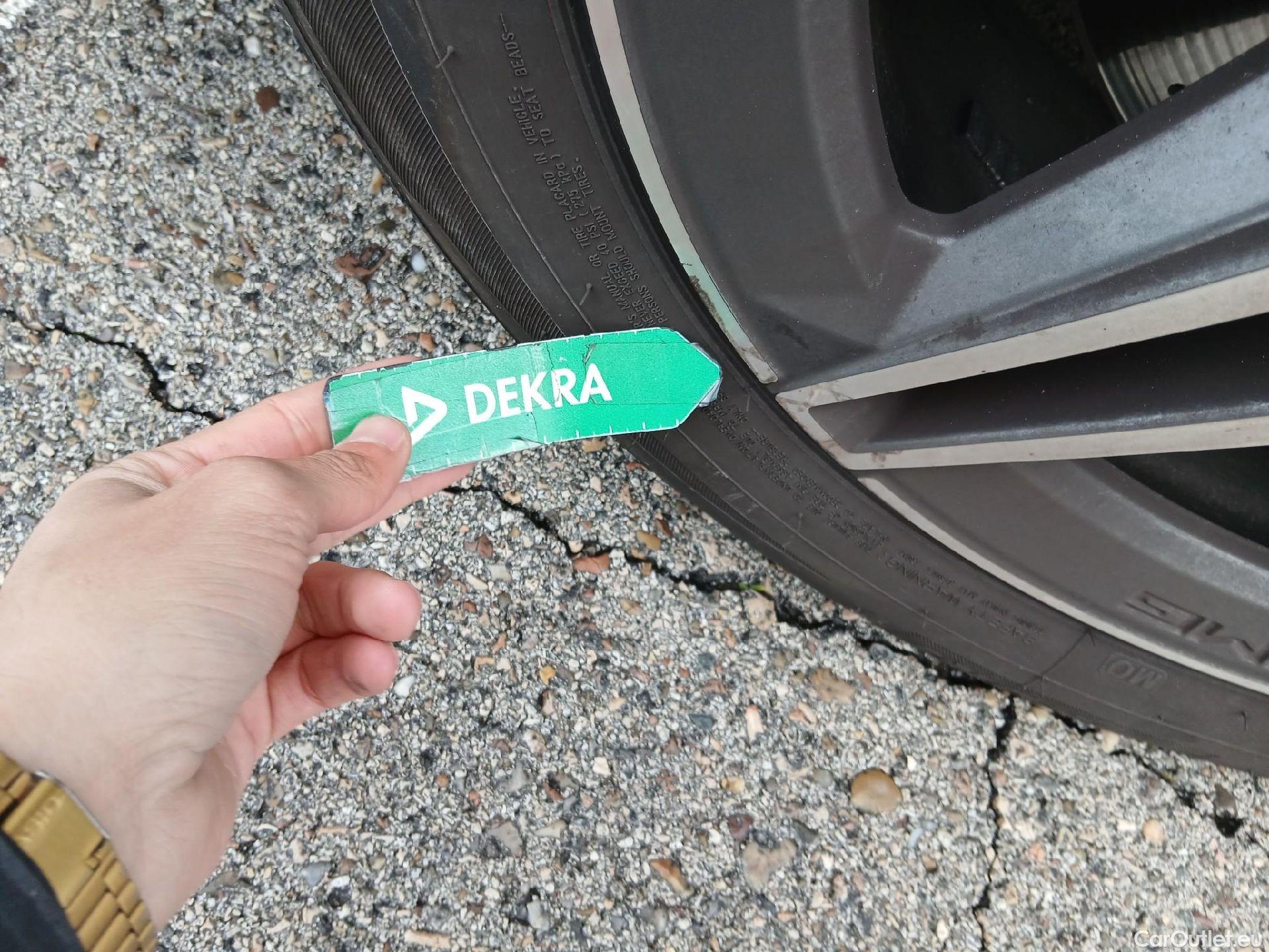  Mercedes  G-Klasee MERCEDES-BENZ GLC Coupé / 2019 / 5P / coupé GLC 220 d 4MATIC #40