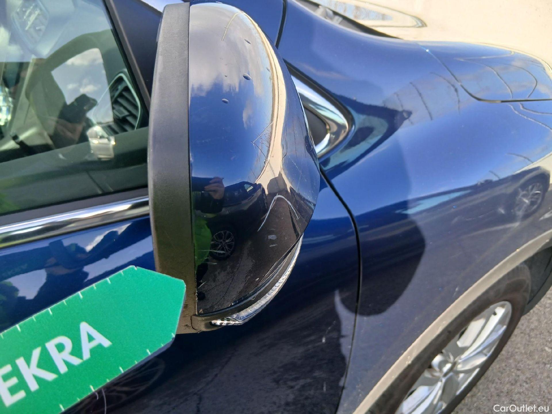  Renault  Kadjar RENAULT  / 2019 / 5P / crossover Intens Blue dCi 85kW (115CV) #23