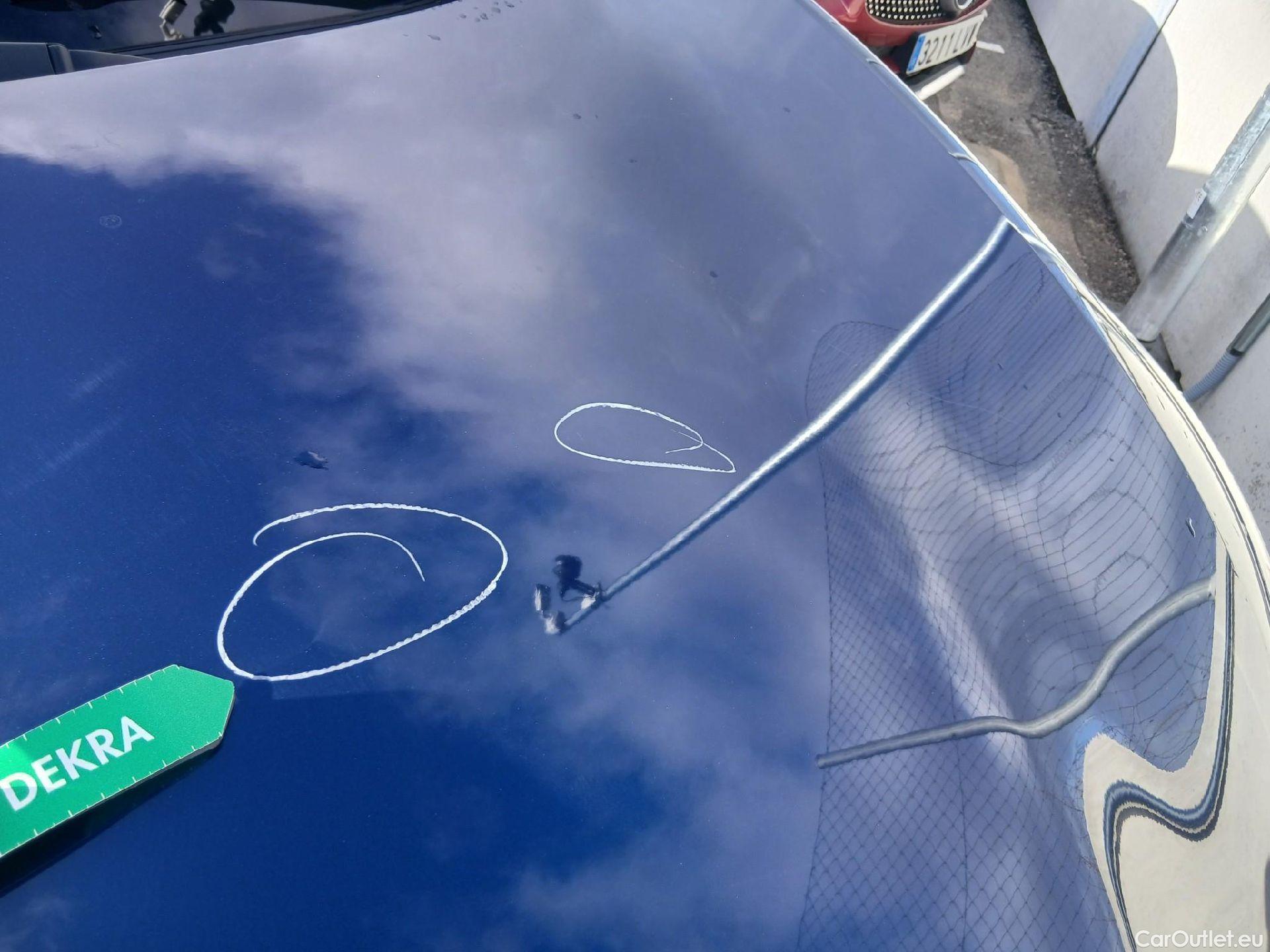  Renault  Kadjar RENAULT  / 2019 / 5P / crossover Intens Blue dCi 85kW (115CV) #6