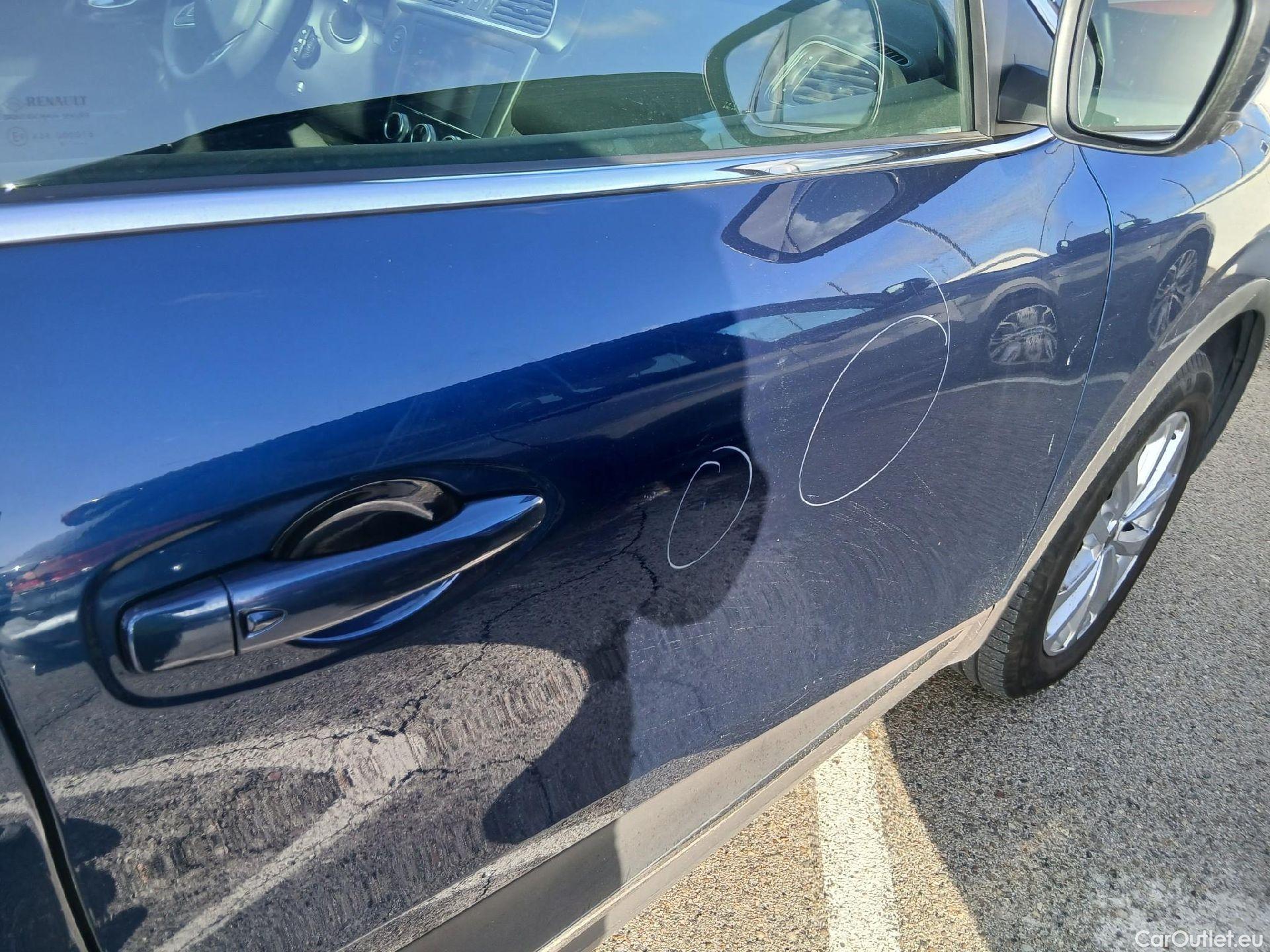  Renault  Kadjar RENAULT  / 2019 / 5P / crossover Intens Blue dCi 85kW (115CV) #21