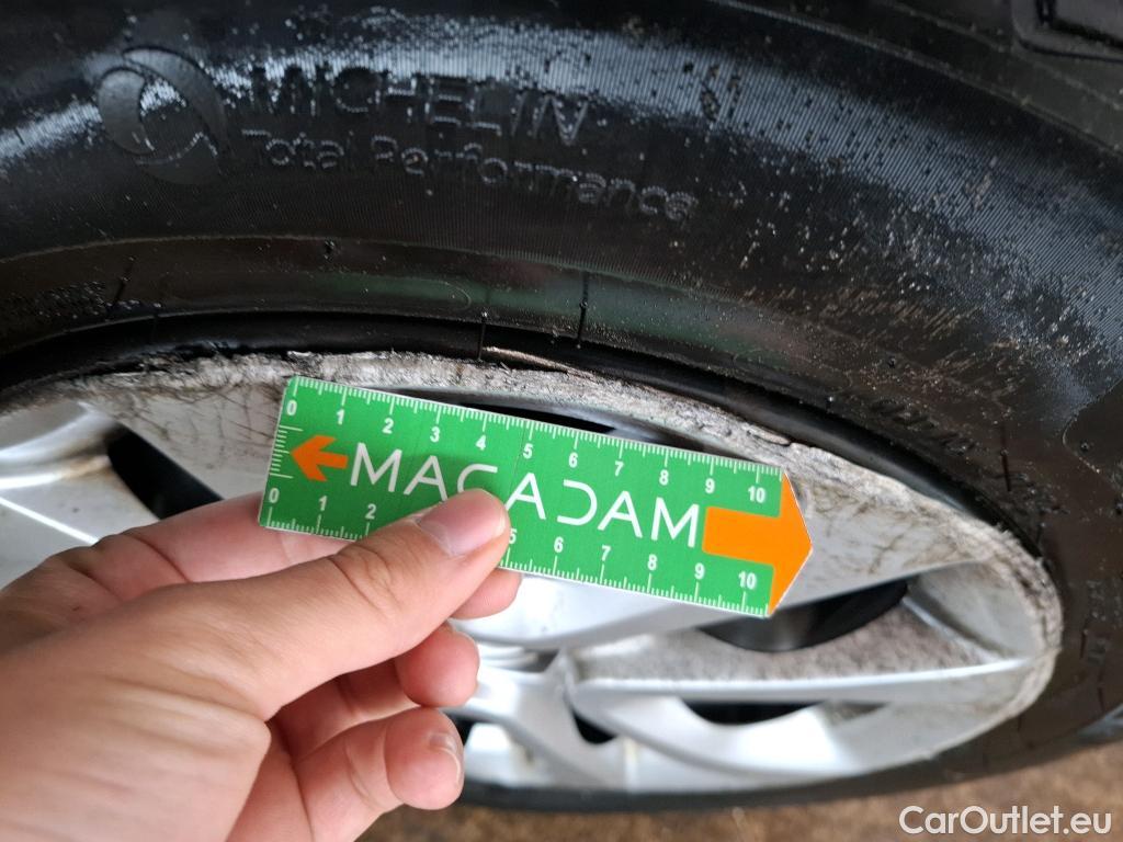  Citroen  C3  Société Feel 1.5 BlueHDI 100CV BVM6 E6d #31