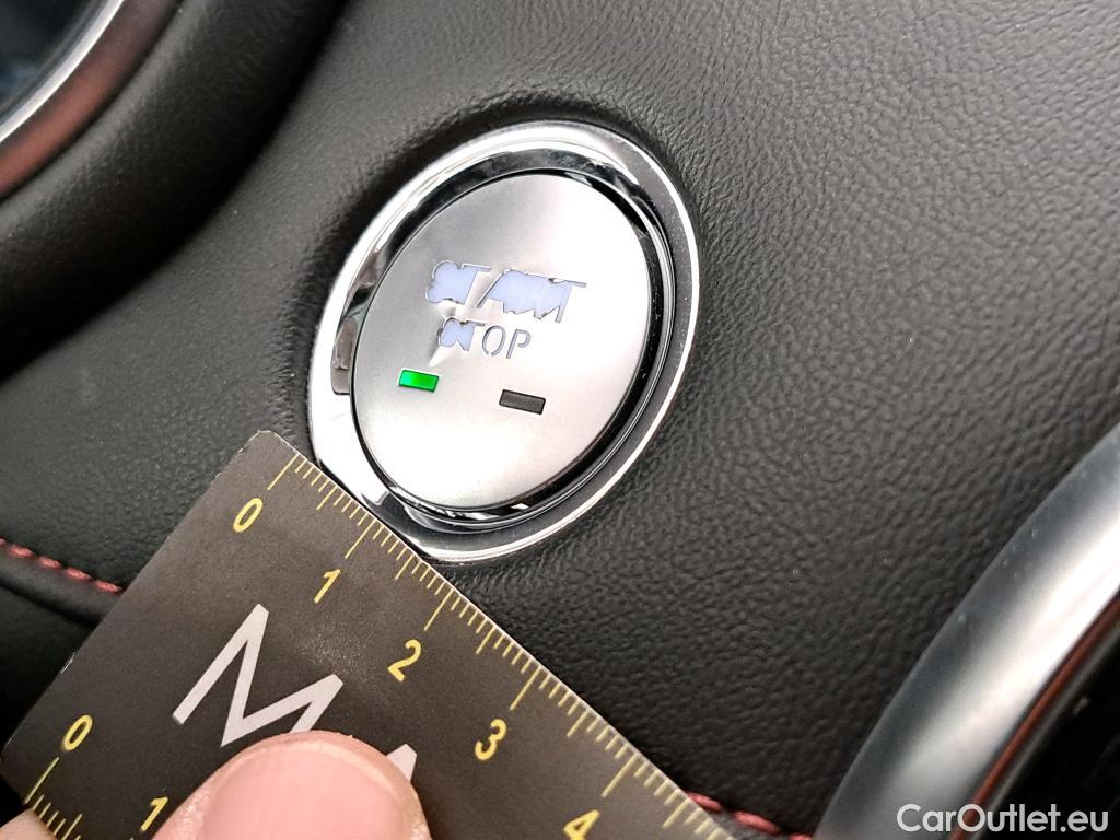  MG  EHS MG  / 2021 / 5P / SUV 1.5T GDI PHEV Luxe Auto OPERATION STOCK #18