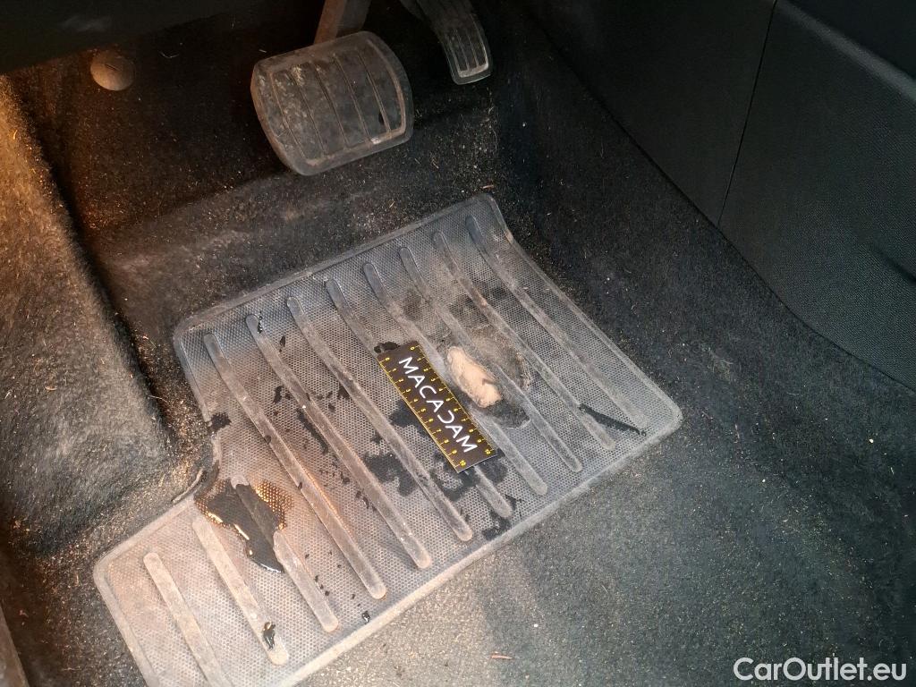  Citroen  C4 CITROEN  / 2020 / 5P / Berline PureTech 130 S&S EAT8 Shine #1