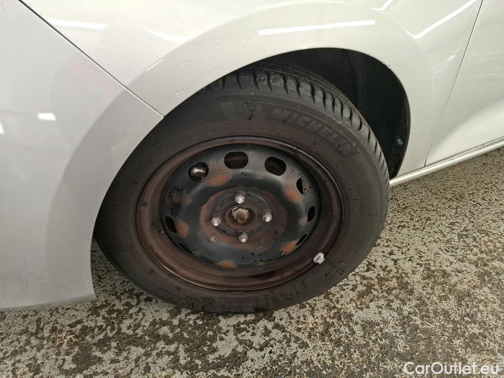  Ford  Fiesta FORD  5p Berline 1.1 85PS BUSINESS NAV #25