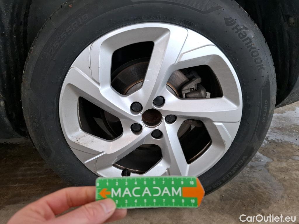  Citroen  C5 CITROEN  Aircross / 2022 / 5P / SUV PureTech 130 S&S EAT8 Feel #26