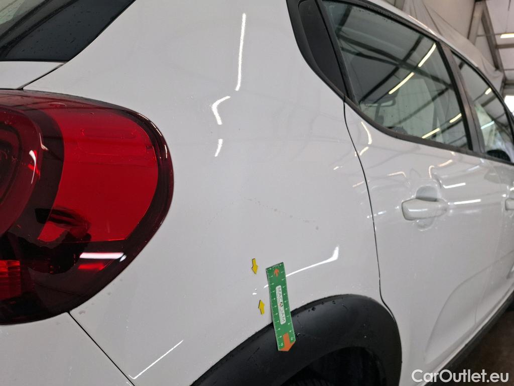  Citroen  C3 CITROEN  / 2016 / 5P / Berline PureTech 82 S&S BVM Feel Business #9