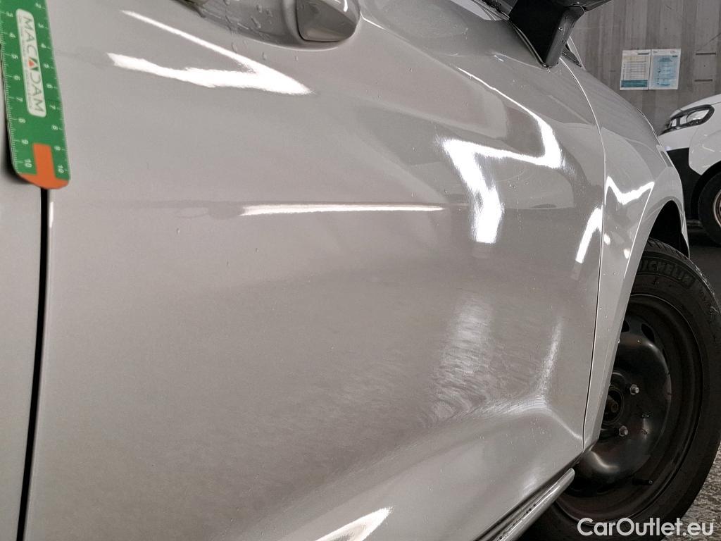  Ford  Fiesta FORD  5p Berline 1.1 85PS BUSINESS NAV #17