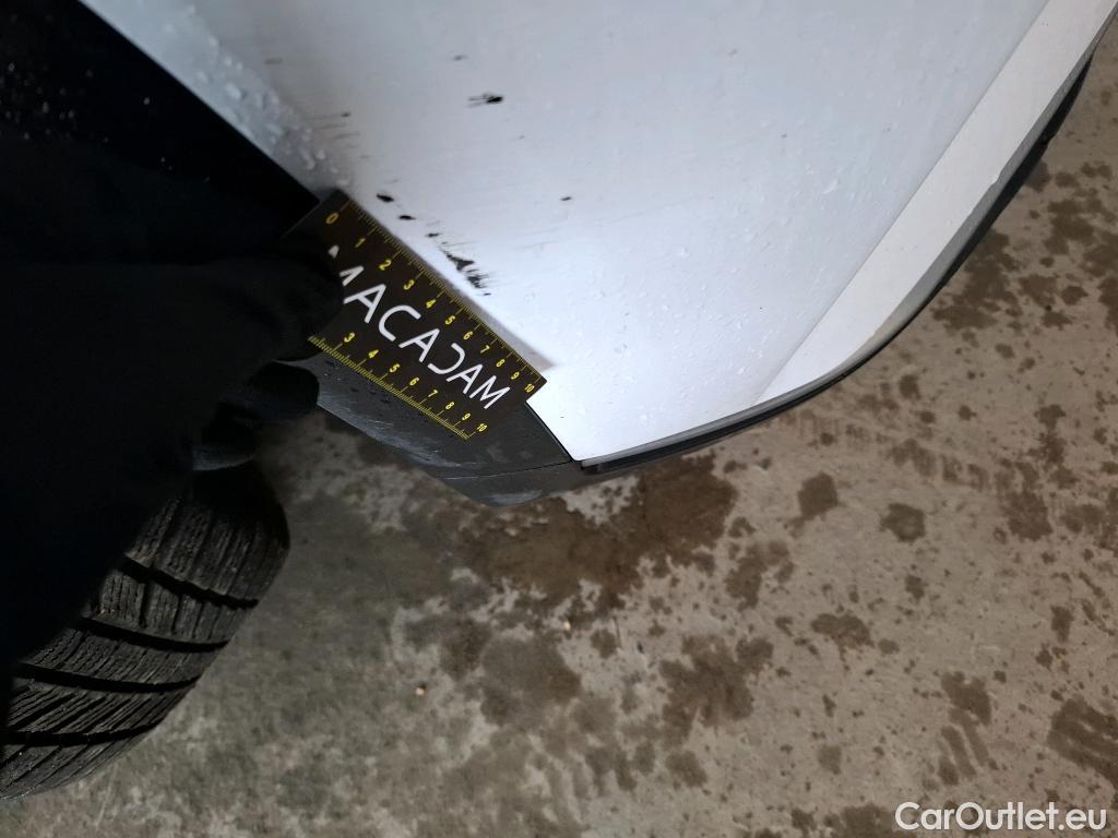  Hyundai  Tucson  Business Mild-Hybrid 2WD 1.6 CRDI 135CV BVA7 E6d #9