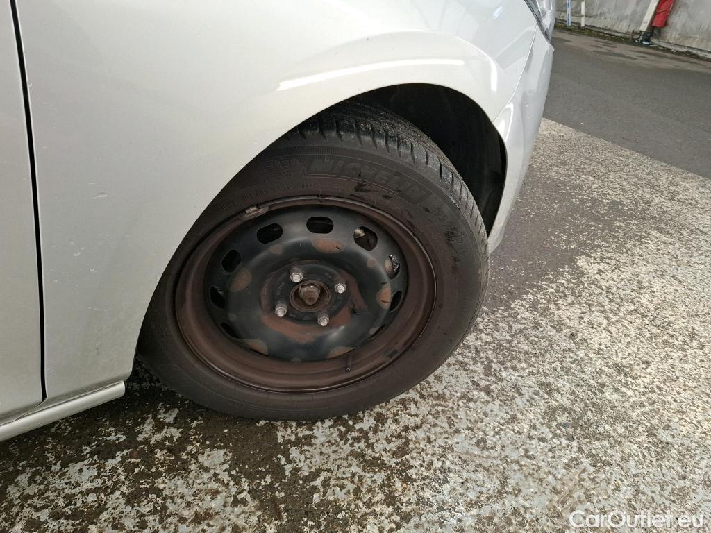  Ford  Fiesta FORD  5p Berline 1.1 85PS BUSINESS NAV #28