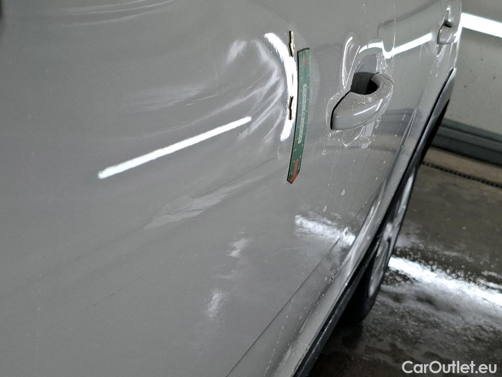  Citroen  C3 CITROEN  / 2016 / 5P / Berline PureTech 82 S&S BVM Feel Business #4