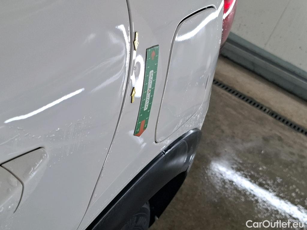  Citroen  C3 CITROEN  / 2016 / 5P / Berline PureTech 82 S&S BVM Feel Business #8