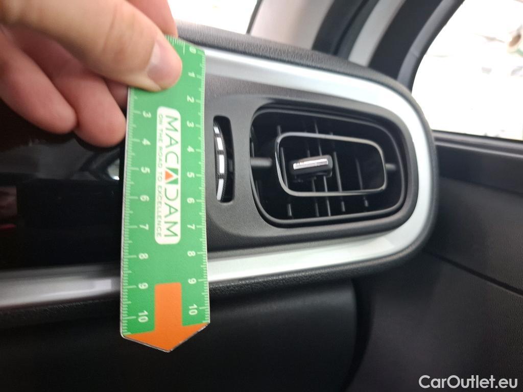  Citroen  C3 CITROEN  / 2016 / 5P / Berline PureTech 82 S&S BVM Feel Business #2