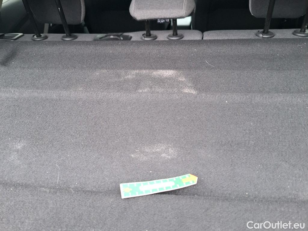  Citroen  C4 CITROEN  / 2020 / 5P / Berline PureTech 130 S&S EAT8 Shine #34