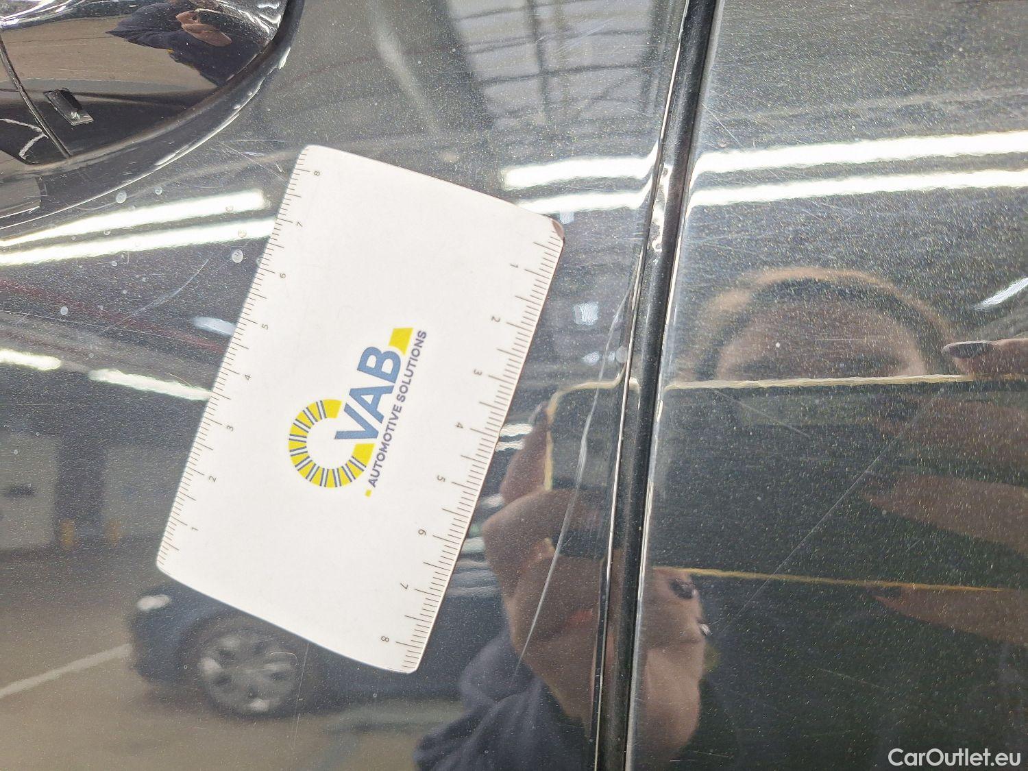  Mercedes  CLA-Klasse Mercedes, CLA-Class '19, Mercedes-Benz CLA CLA 180 d Essential Line 4d #30