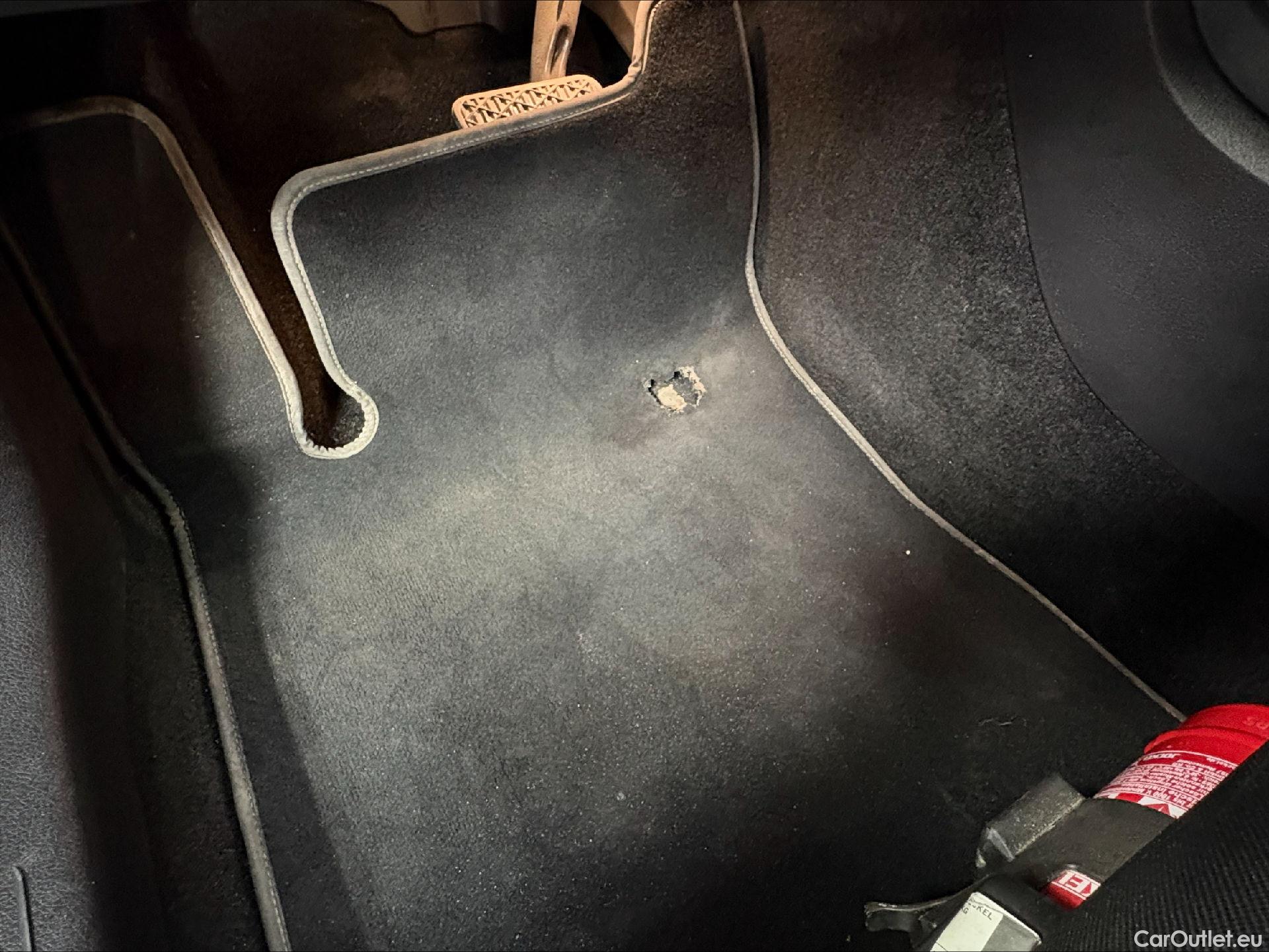  Mercedes  CLA-Klasse Mercedes, CLA-Class '19, Mercedes-Benz CLA CLA 180 d Essential Line 4d #22