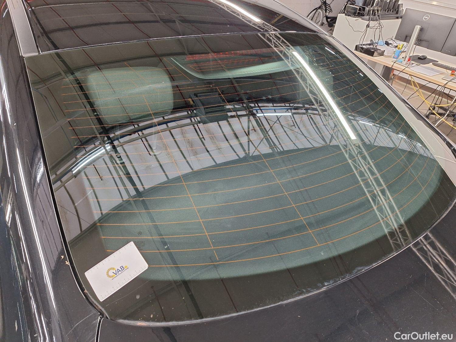  Mercedes  CLA-Klasse Mercedes, CLA-Class '19, Mercedes-Benz CLA CLA 180 d Essential Line 4d #52