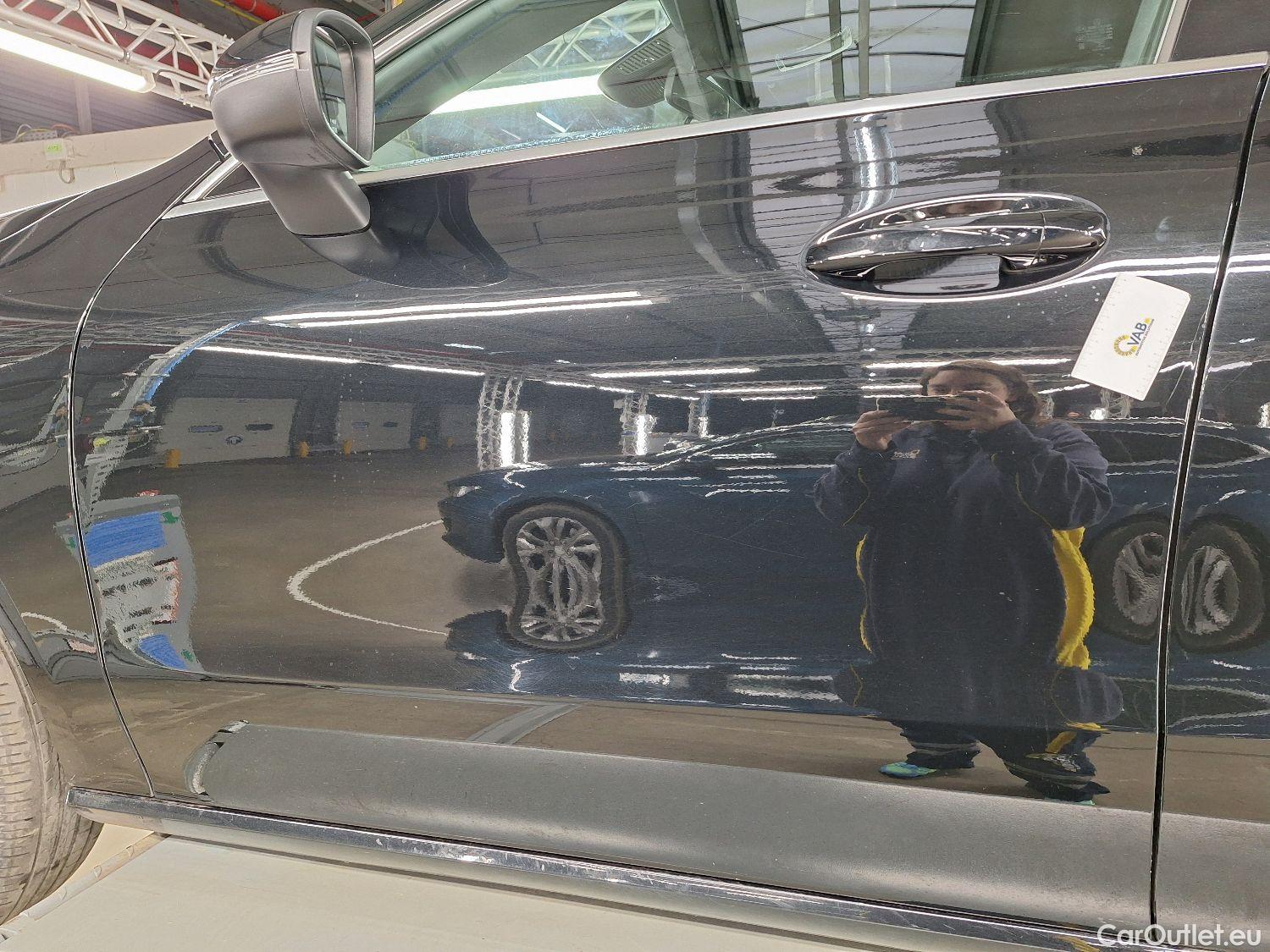  Mercedes  CLA-Klasse Mercedes, CLA-Class '19, Mercedes-Benz CLA CLA 180 d Essential Line 4d #29