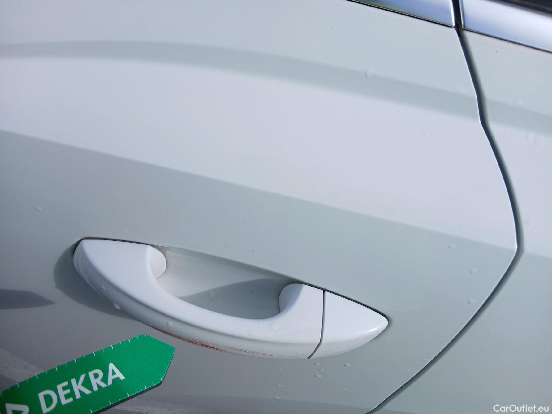  Audi  Q3 AUDI  / 2018 / 5P / todoterreno Advanced 35 TDI 110kW (150CV) S tronic #36