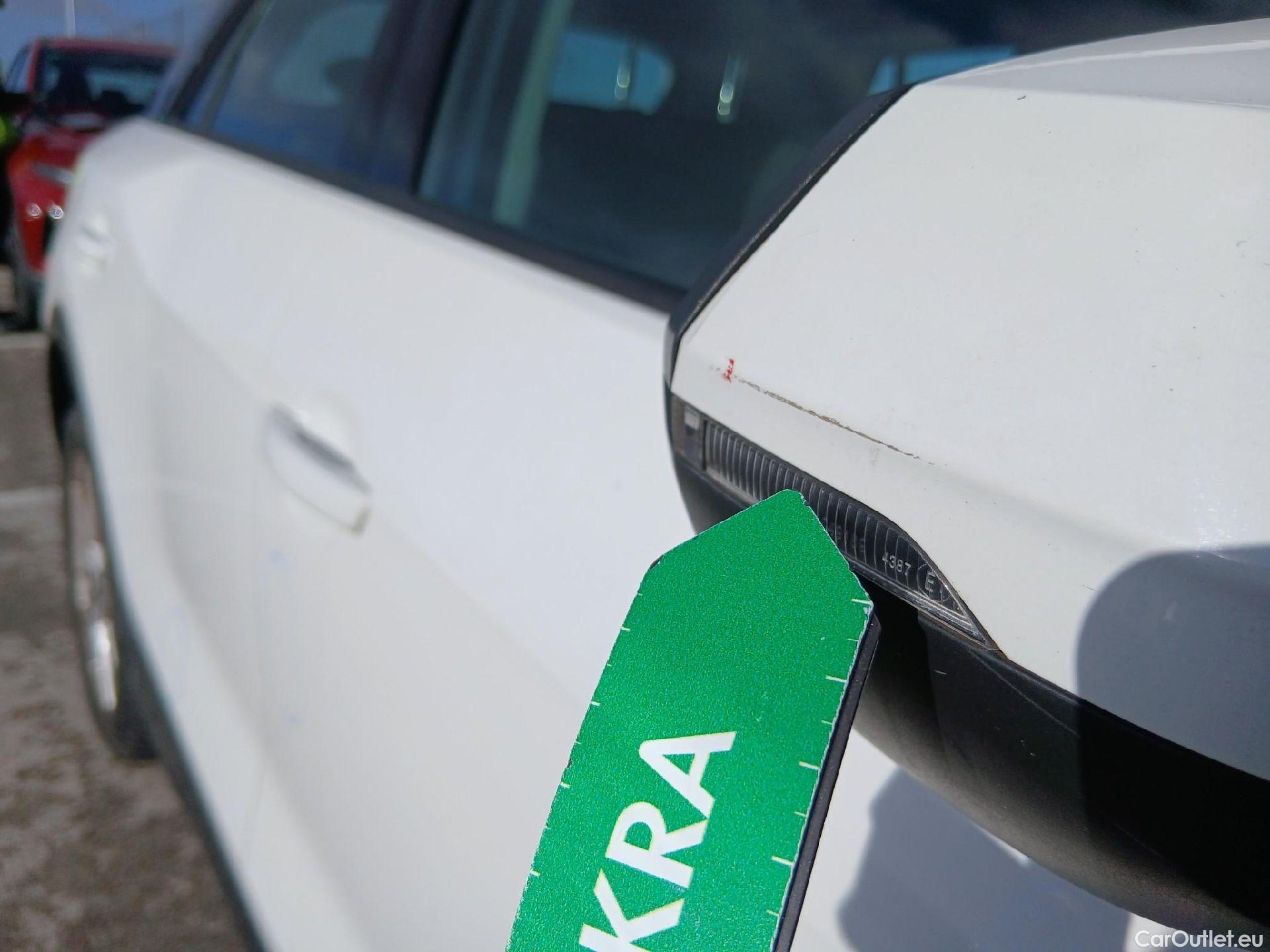  Audi  Q2 AUDI  / 2020 / 5P / todoterreno Advanced 35 TFSI 110kW (150CV) S tronic (AC) #54