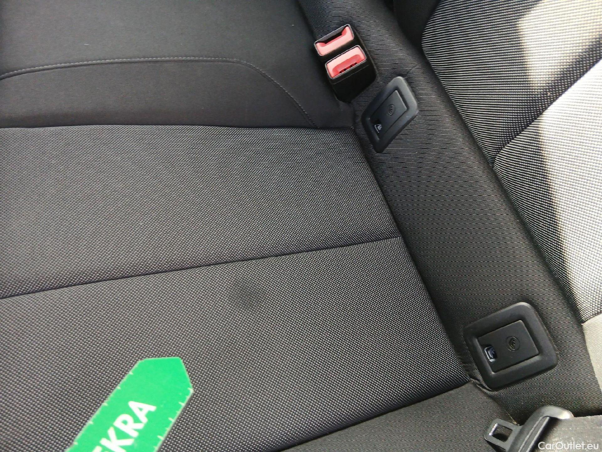  Audi  Q2 AUDI  / 2020 / 5P / todoterreno Advanced 35 TFSI 110kW (150CV) S tronic (AC) #26