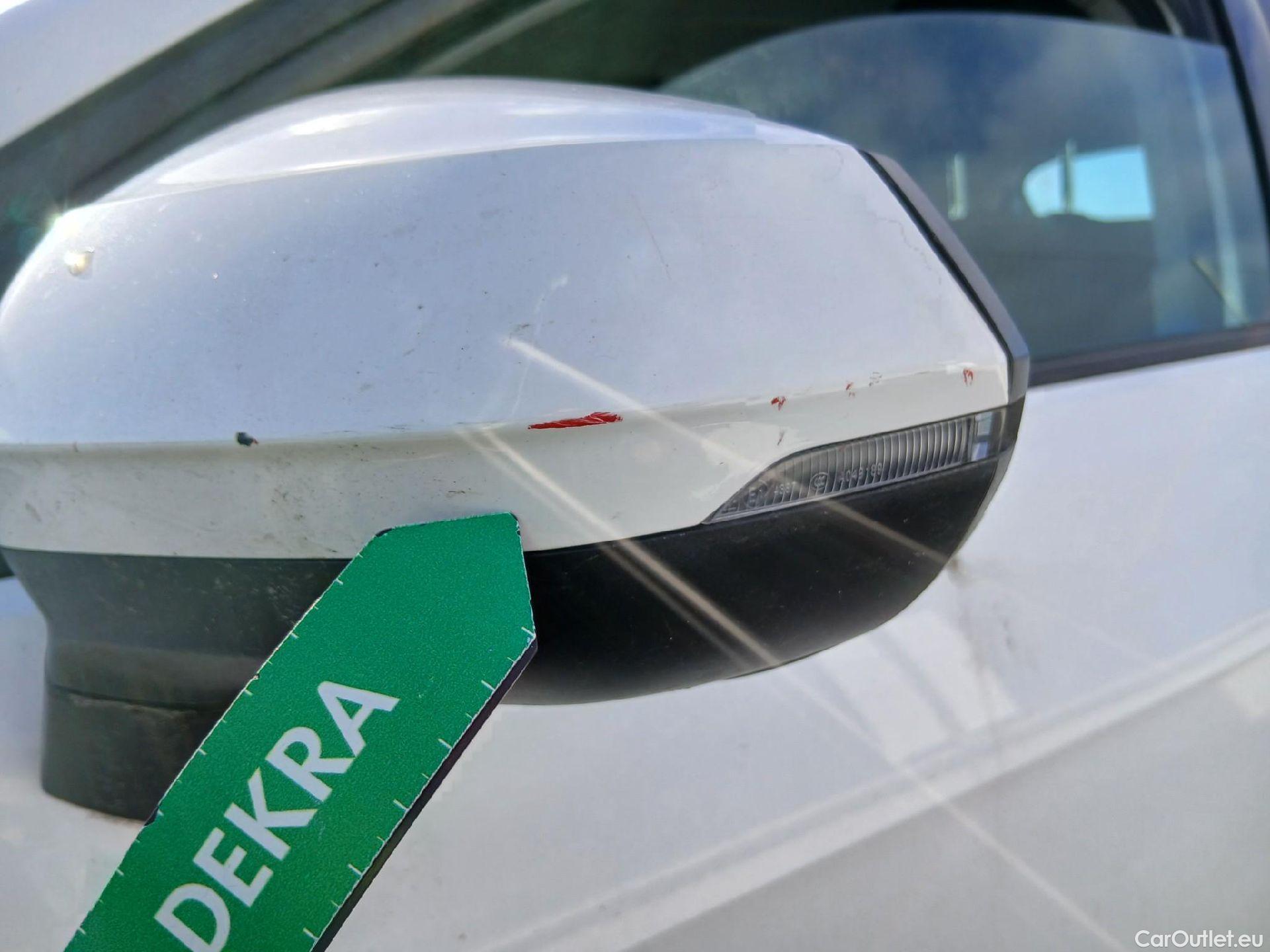  Audi  Q2 AUDI  / 2020 / 5P / todoterreno Advanced 35 TFSI 110kW (150CV) S tronic (AC) #17