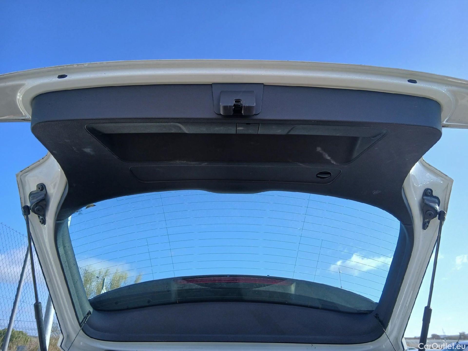  Audi  Q2 AUDI  / 2020 / 5P / todoterreno Advanced 35 TFSI 110kW (150CV) S tronic (AC) #37