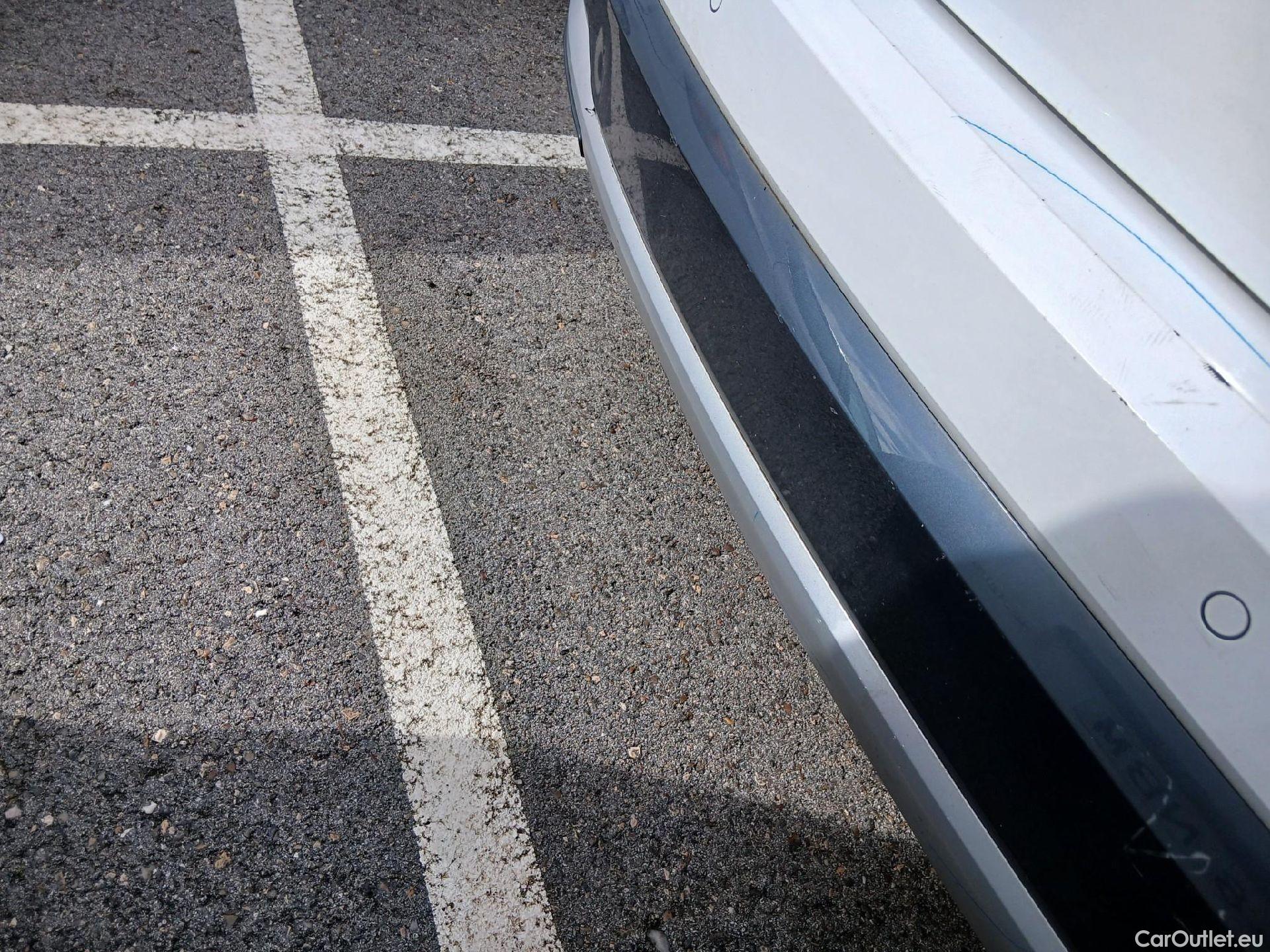  Audi  Q3 AUDI  / 2018 / 5P / todoterreno Advanced 35 TDI 110kW (150CV) S tronic #26