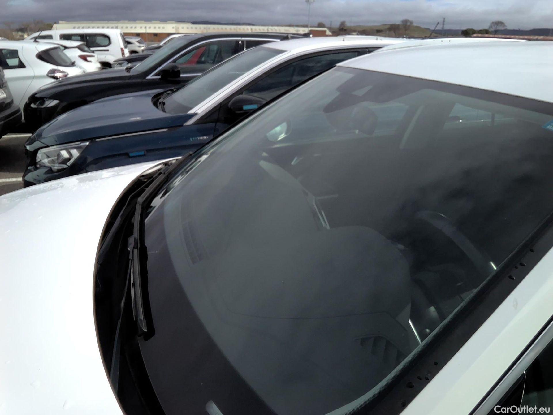  Audi  Q3 AUDI  / 2018 / 5P / todoterreno Advanced 35 TDI 110kW (150CV) S tronic #37