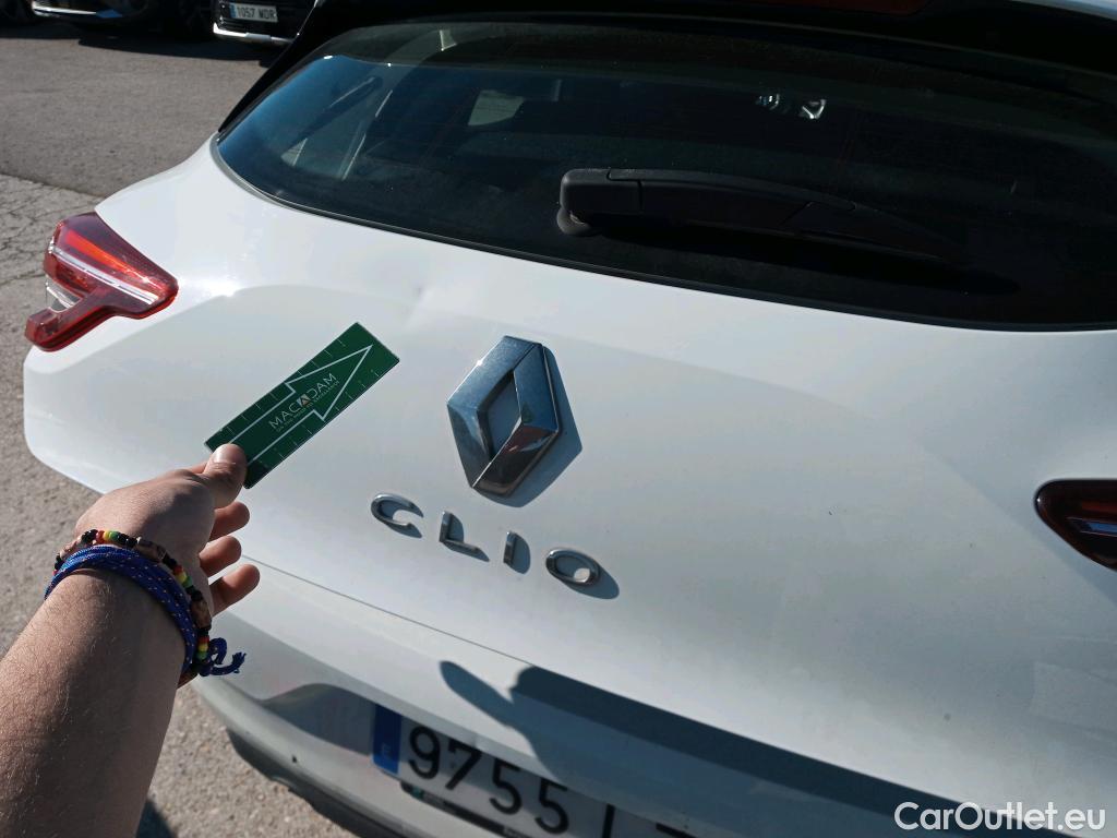  Renault  Clio RENAULT  / 2019 / 5P / berlina con portón Intens TCe 67 kW (91CV) #5