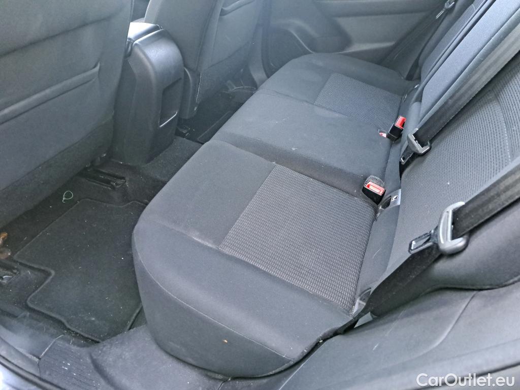  Nissan  Qashqai NISSAN  / 2021 / 5P / todoterreno DIG-T 103kW (140CV) mHEV 4x2 Acenta #5