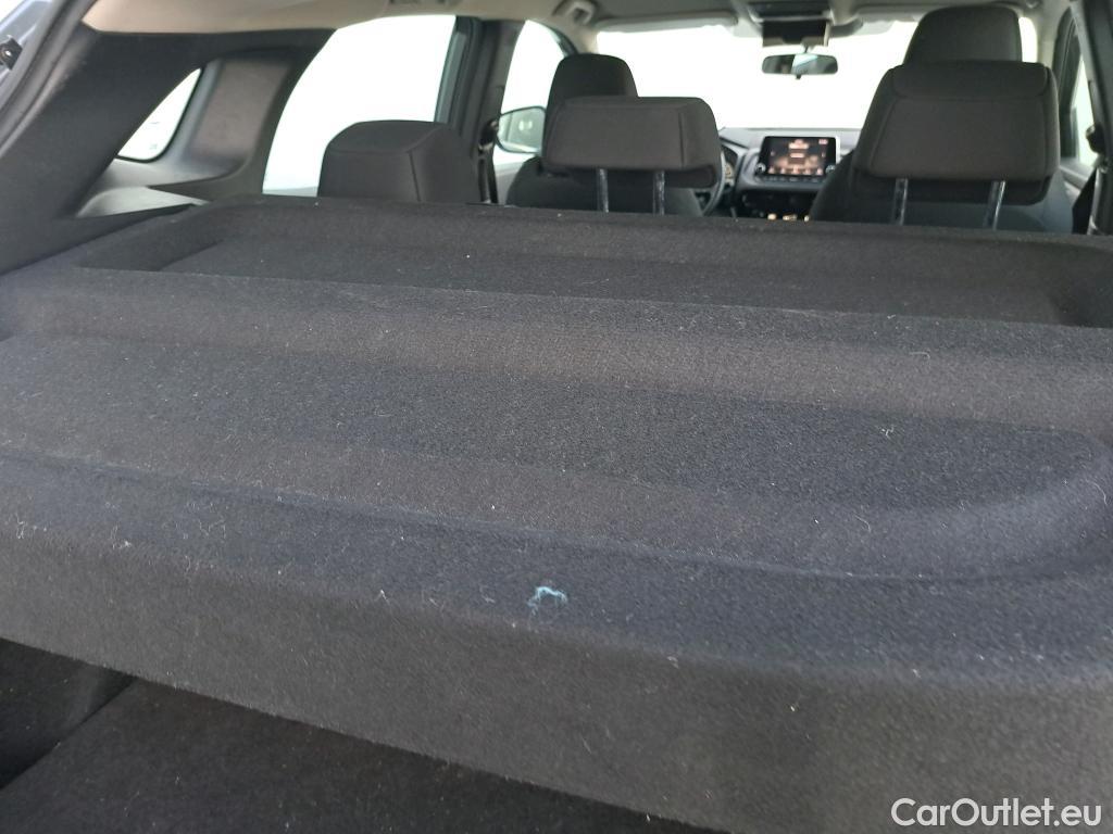  Nissan  Qashqai NISSAN  / 2021 / 5P / todoterreno DIG-T 103kW (140CV) mHEV 4x2 Acenta #4