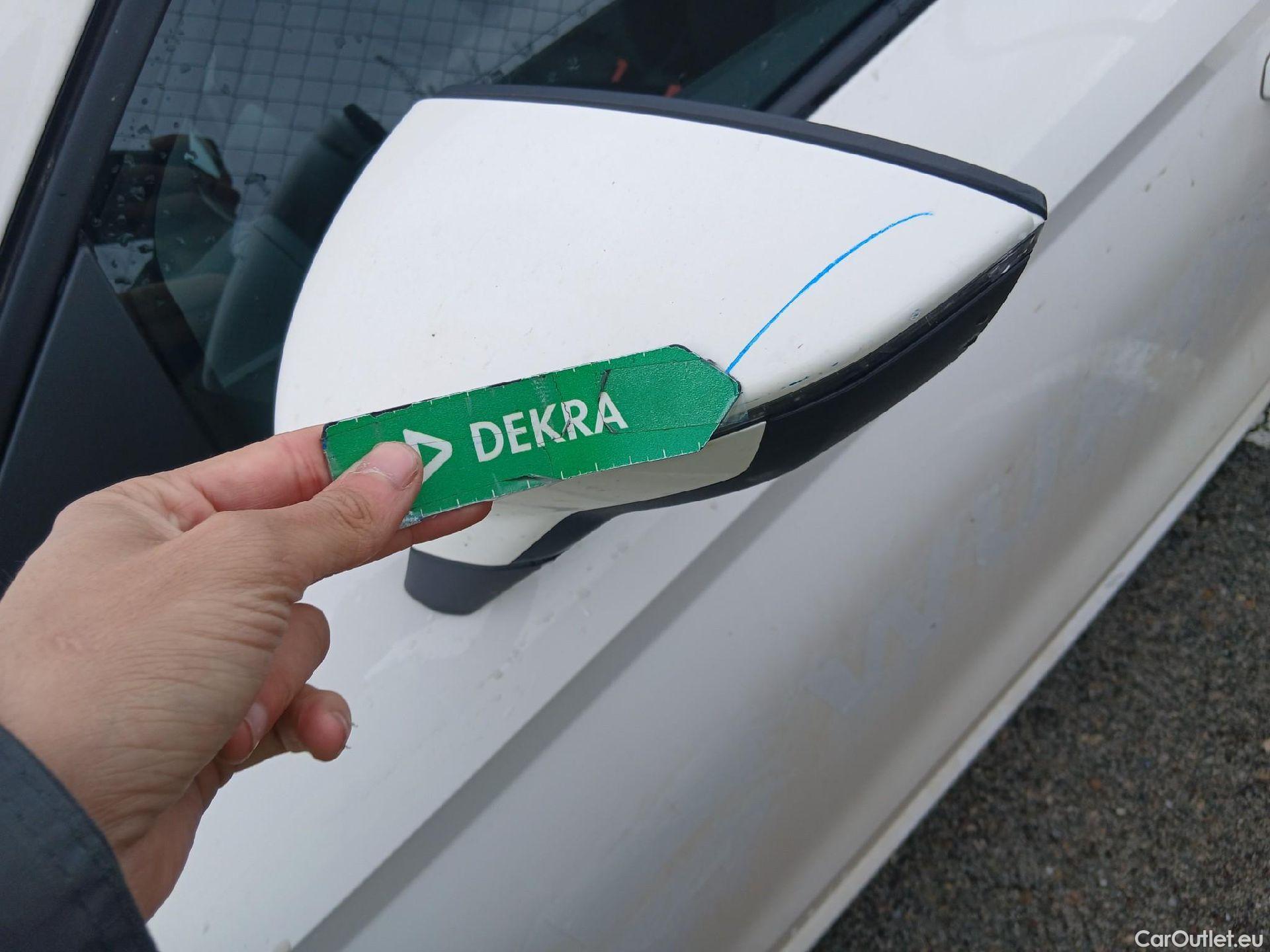  Seat  Ibiza SEAT  / 2017 / 5P / berlina con portón 1.0 MPI 59kW (80CV) Reference Plus(SP) #8