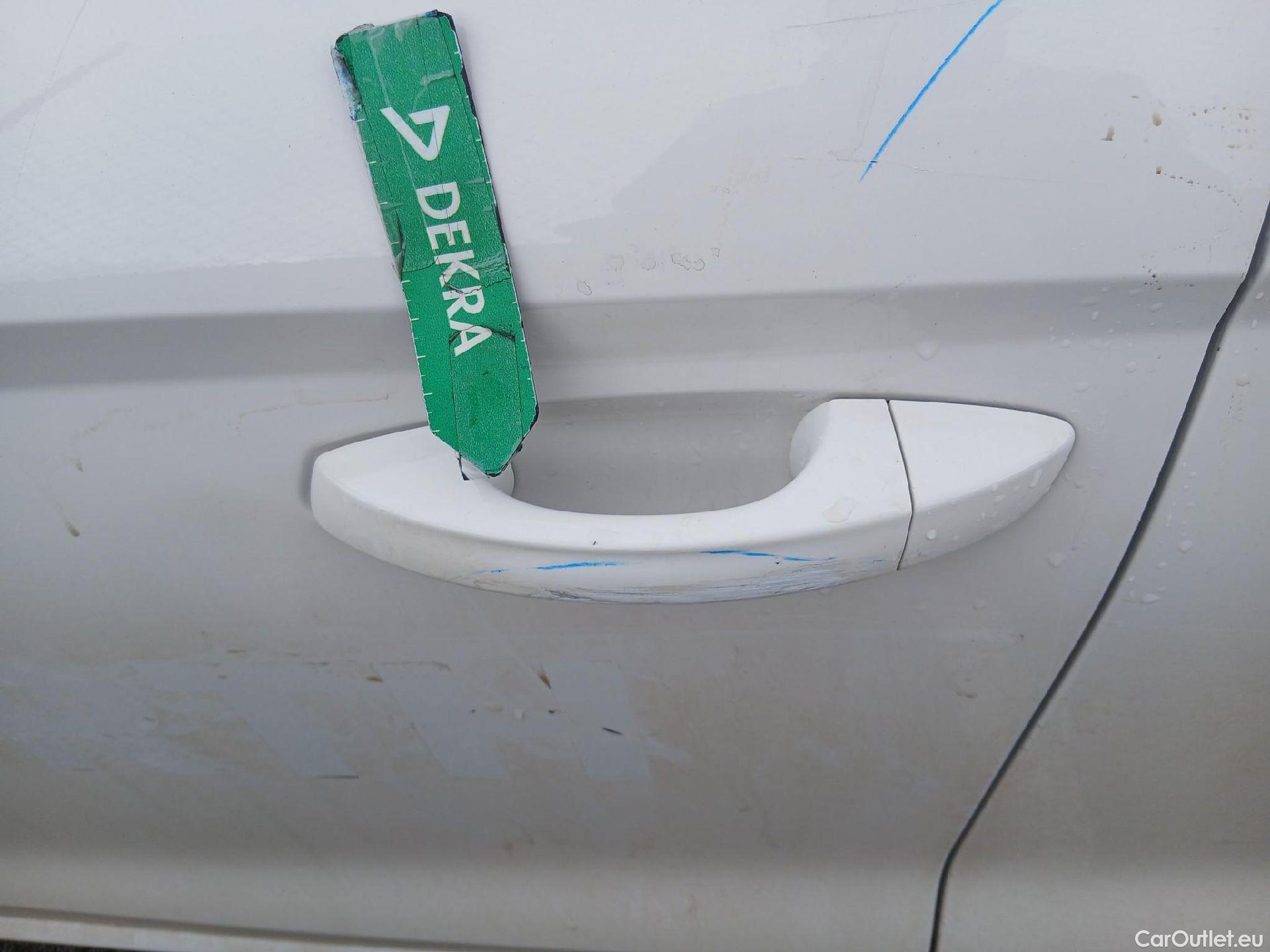  Seat  Ibiza SEAT  / 2017 / 5P / berlina con portón 1.0 MPI 59kW (80CV) Reference Plus(SP) #13