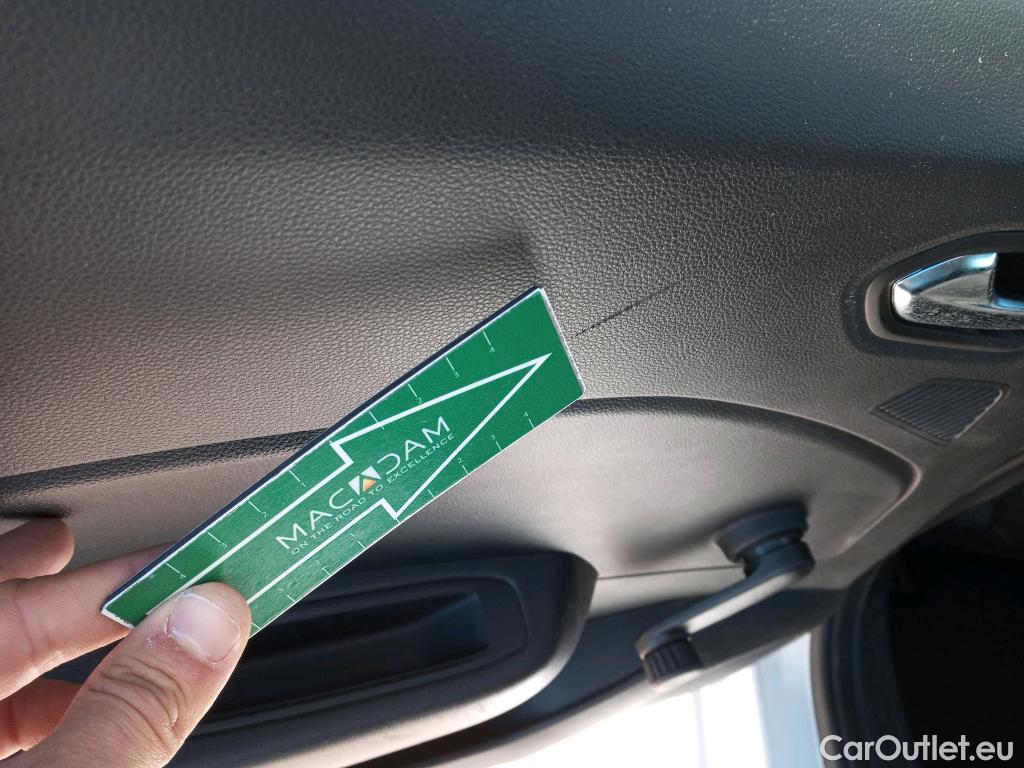  Renault  Clio RENAULT  / 2019 / 5P / berlina con portón Intens TCe 67 kW (91CV) #26