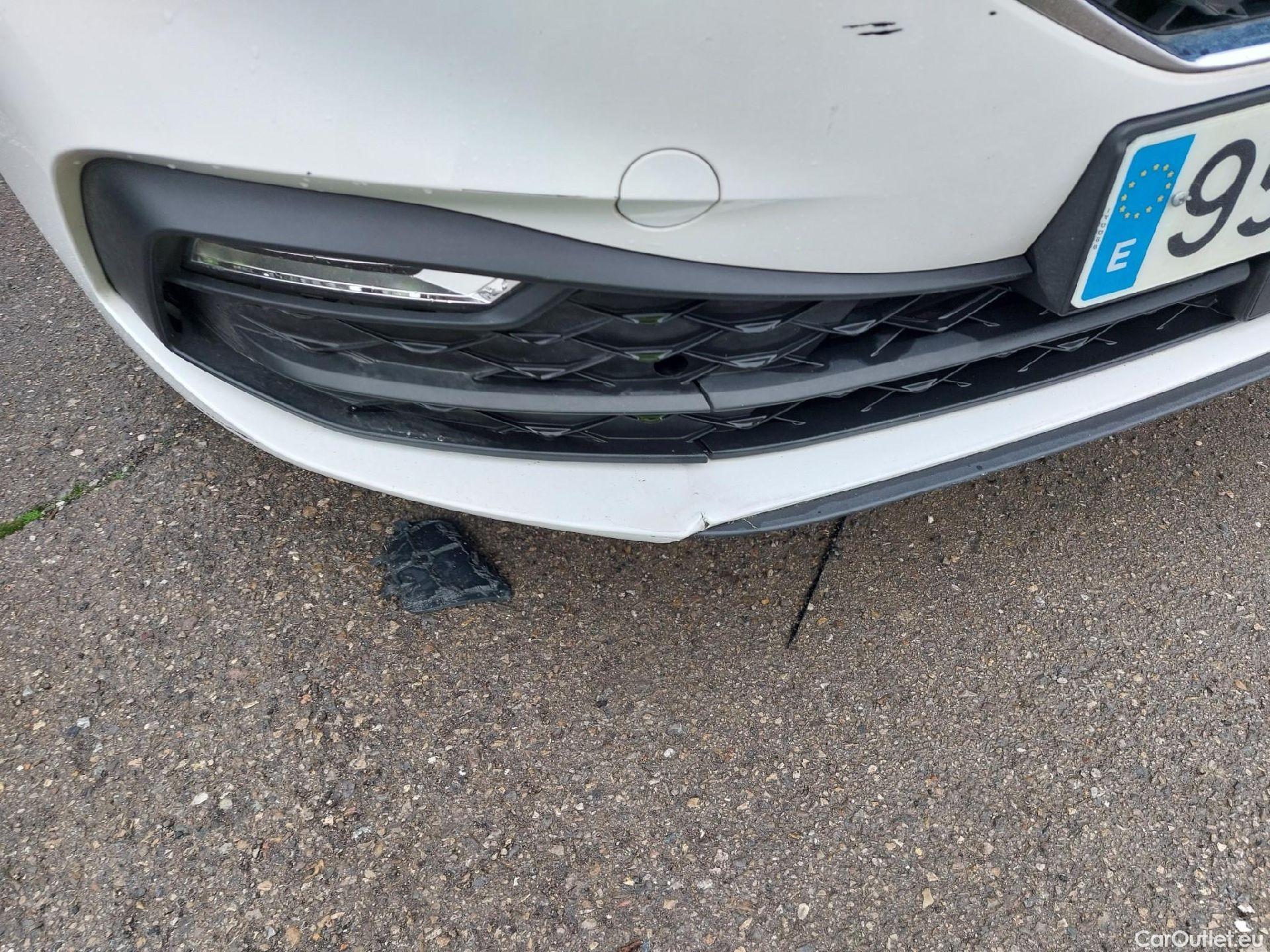  Seat  Leon SEAT Nuevo León / 2020 / 5P / familiar SP 2.0 TDI 85kW Style Go(SP) #3