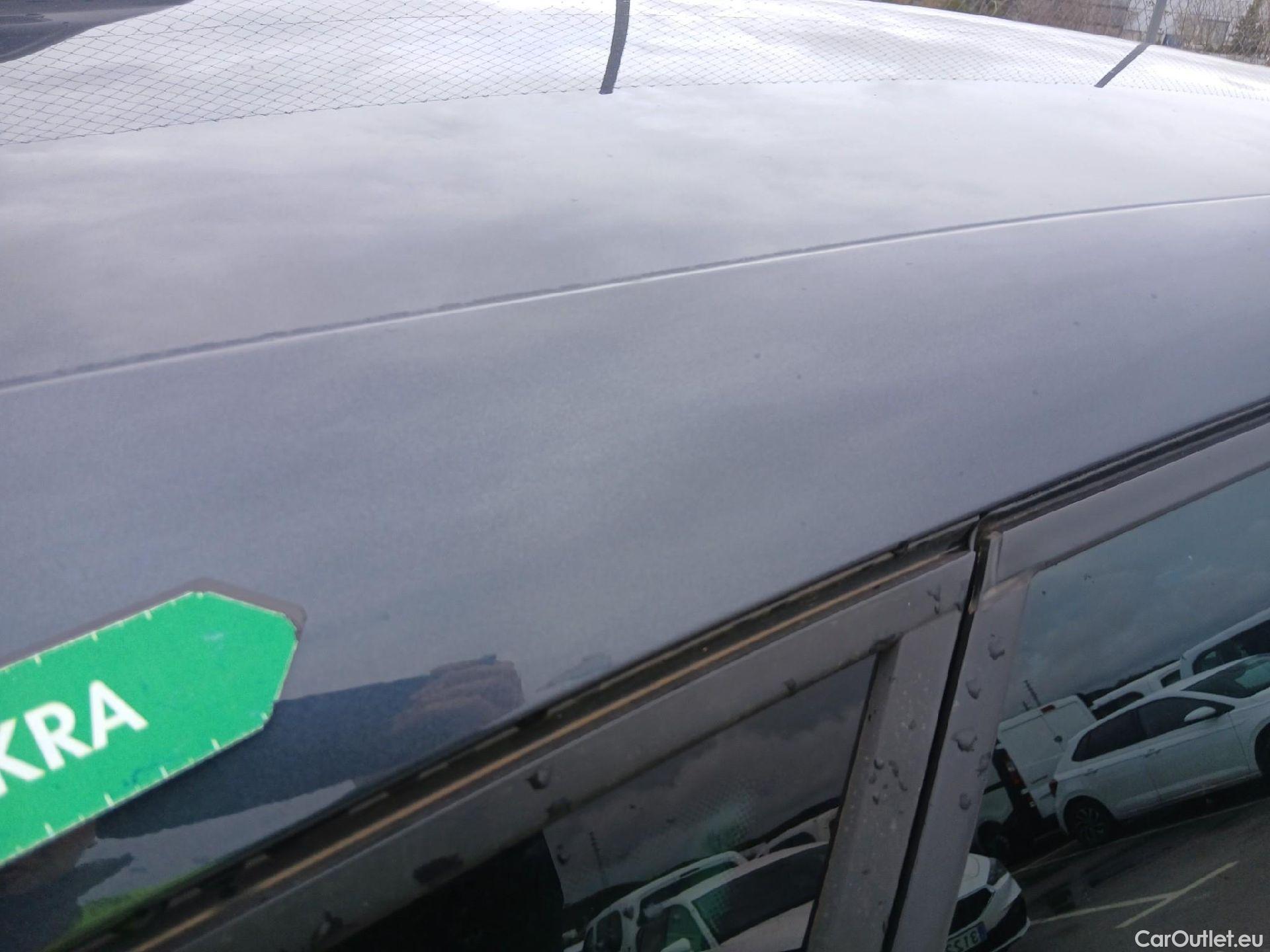  Land Rover  Discovery SEAT Nuevo León / 2020 / 5P / berlina con portón 2.0 TDI 85kW S&S Style Go(SP) #43