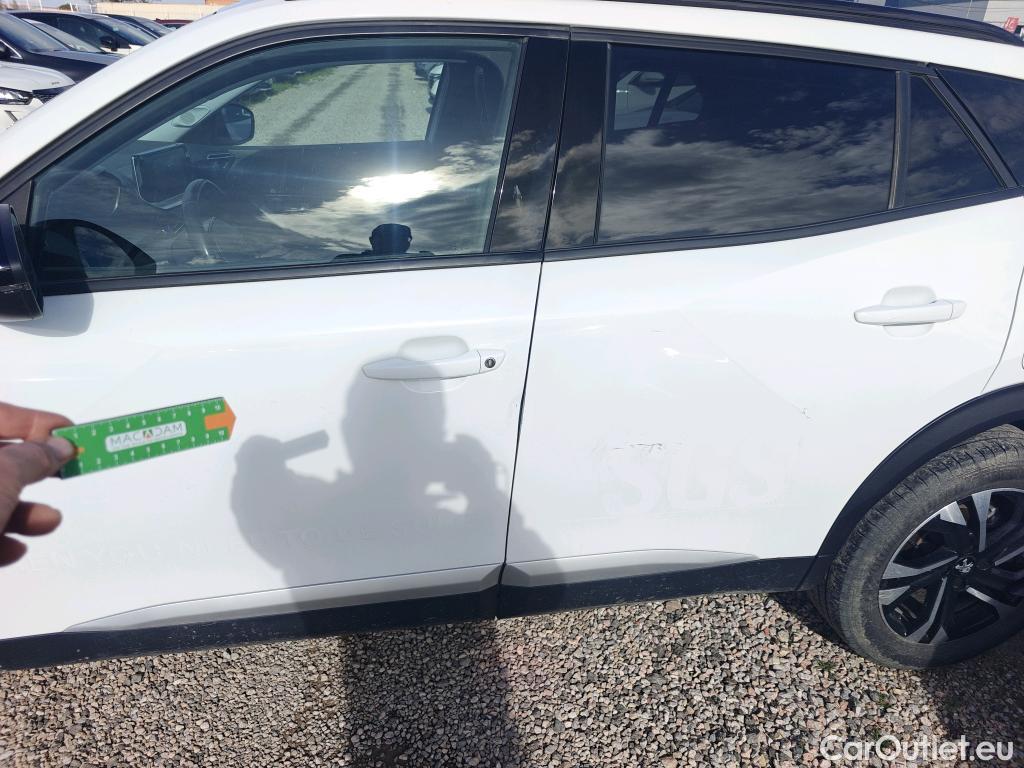  Peugeot  2008 PEUGEOT  / 2019 / 5P / todoterreno Allure BlueHDI 81kW (110CV) #9