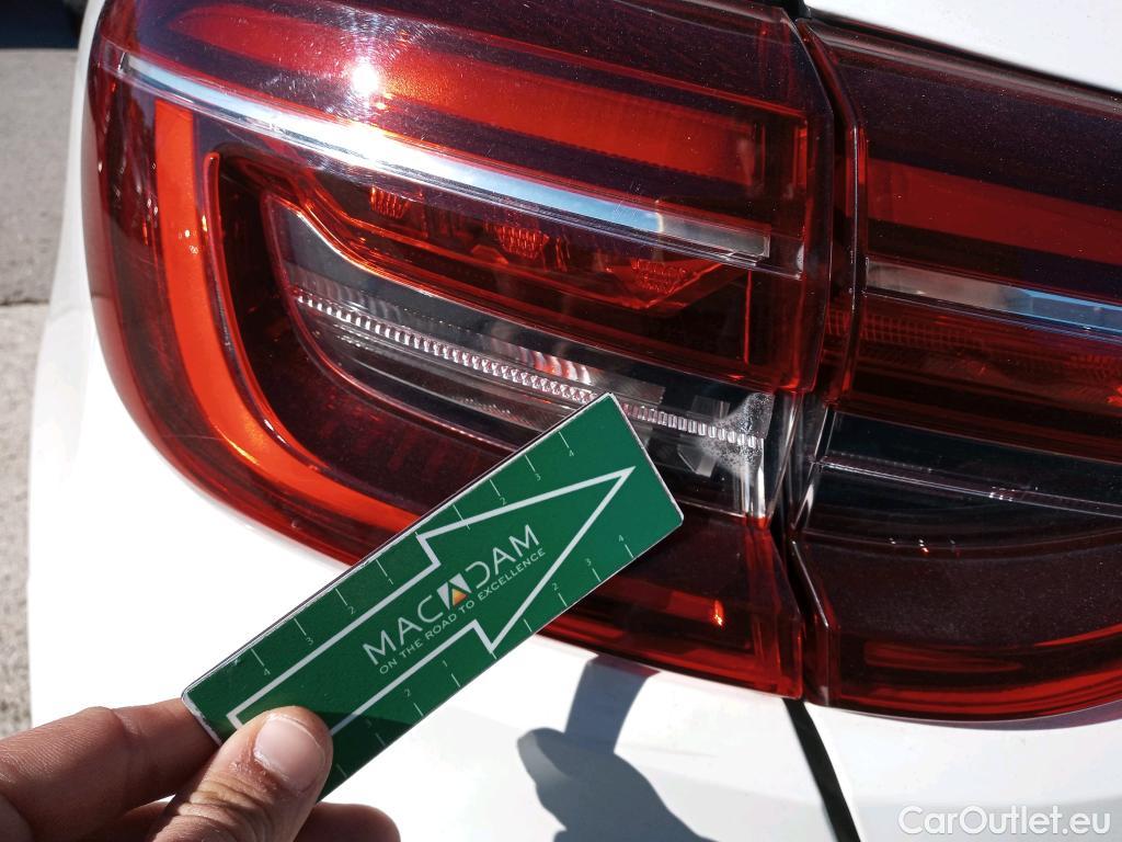  Renault  Clio RENAULT  / 2019 / 5P / berlina con portón Intens TCe 67 kW (91CV) #36