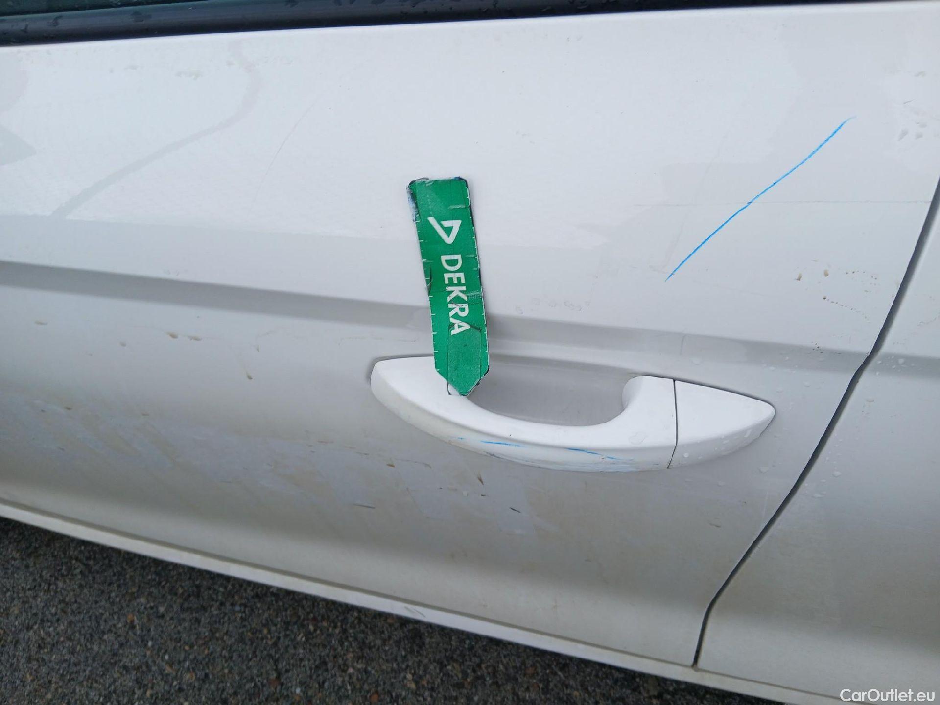  Seat  Ibiza SEAT  / 2017 / 5P / berlina con portón 1.0 MPI 59kW (80CV) Reference Plus(SP) #14