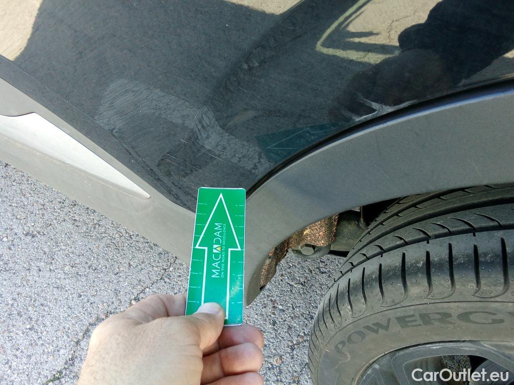  Renault  Kadjar RENAULT  / 2019 / 5P / crossover Black Ed GPF TCe 117kW (160CV) - EDC(SL) #17