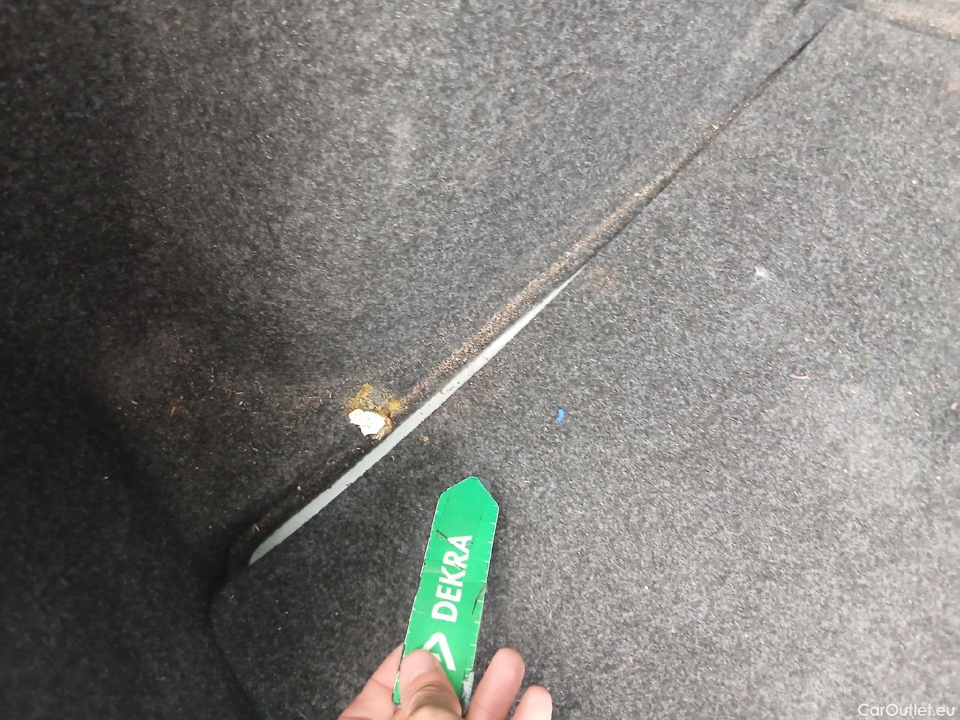  Seat  Ibiza SEAT  / 2017 / 5P / berlina con portón 1.0 MPI 59kW (80CV) Reference Plus(SP) #28