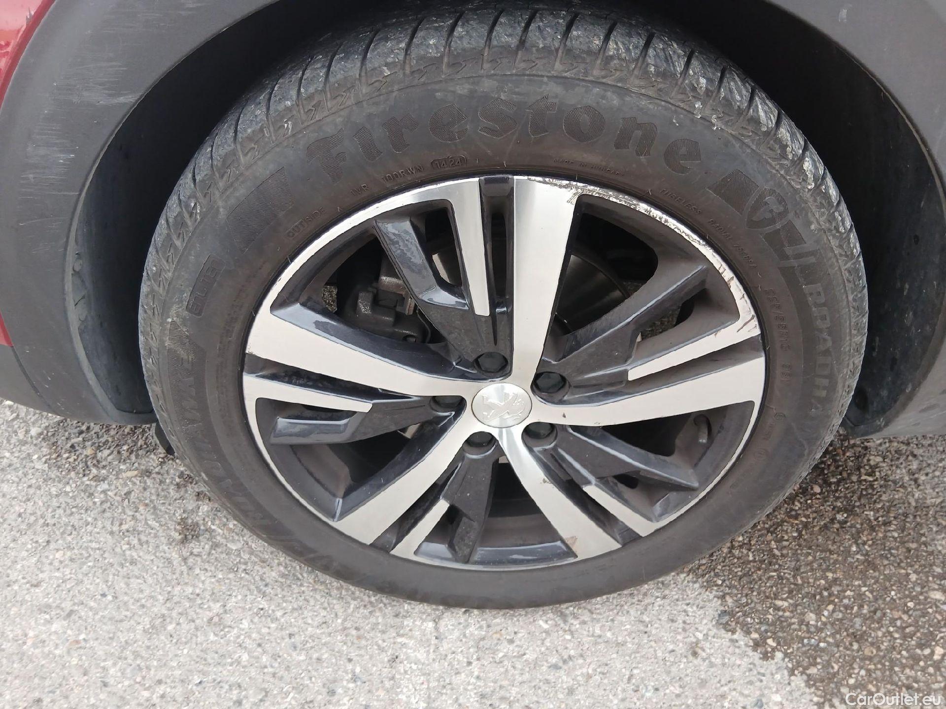  Peugeot  5008 PEUGEOT  / 2017 / 5P / todoterreno GT-Line BlueHDi 96kW (130CV) S&S EAT8 #7